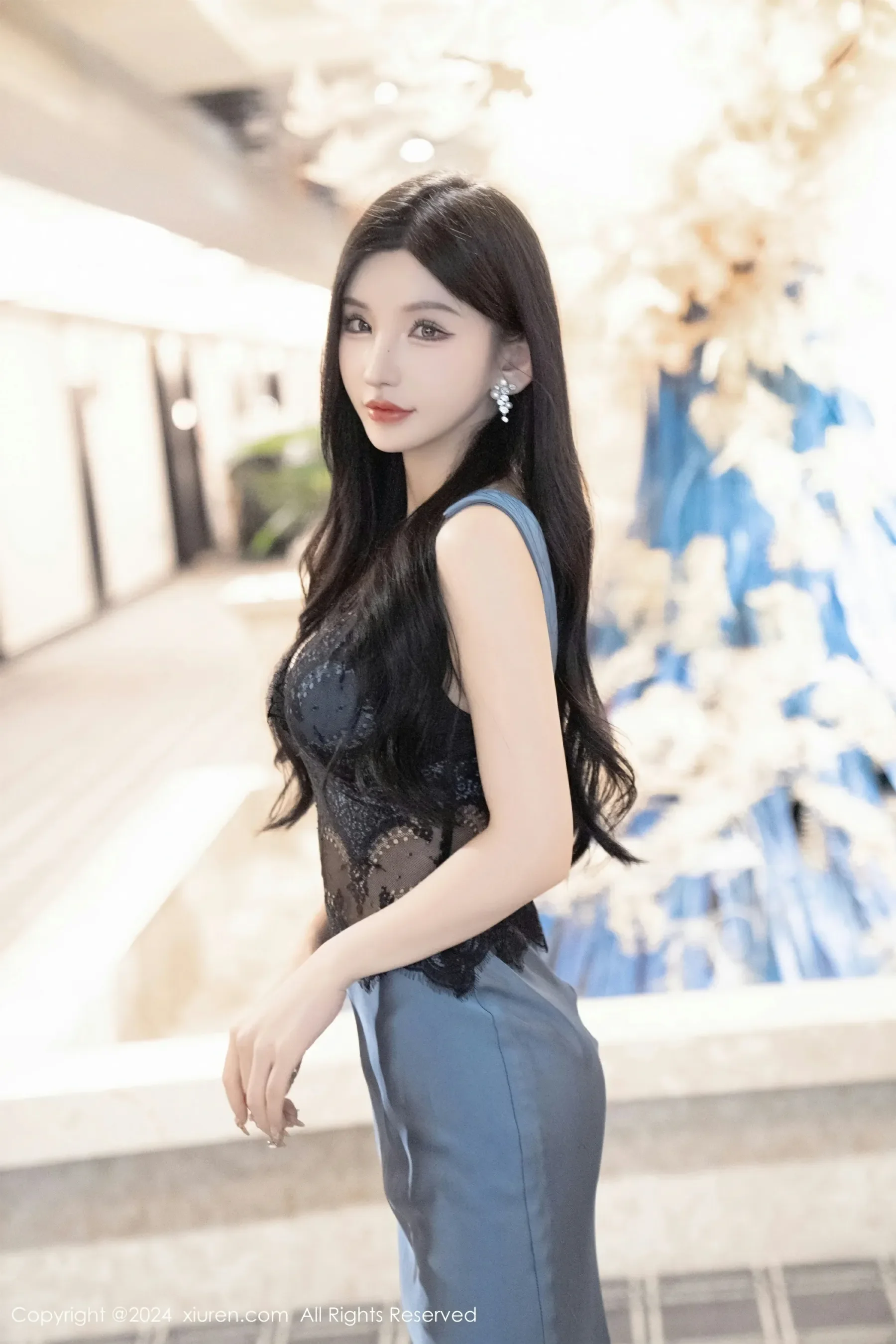  XiuRen 秀人 No.8242 周于希Sally [82P]第5张