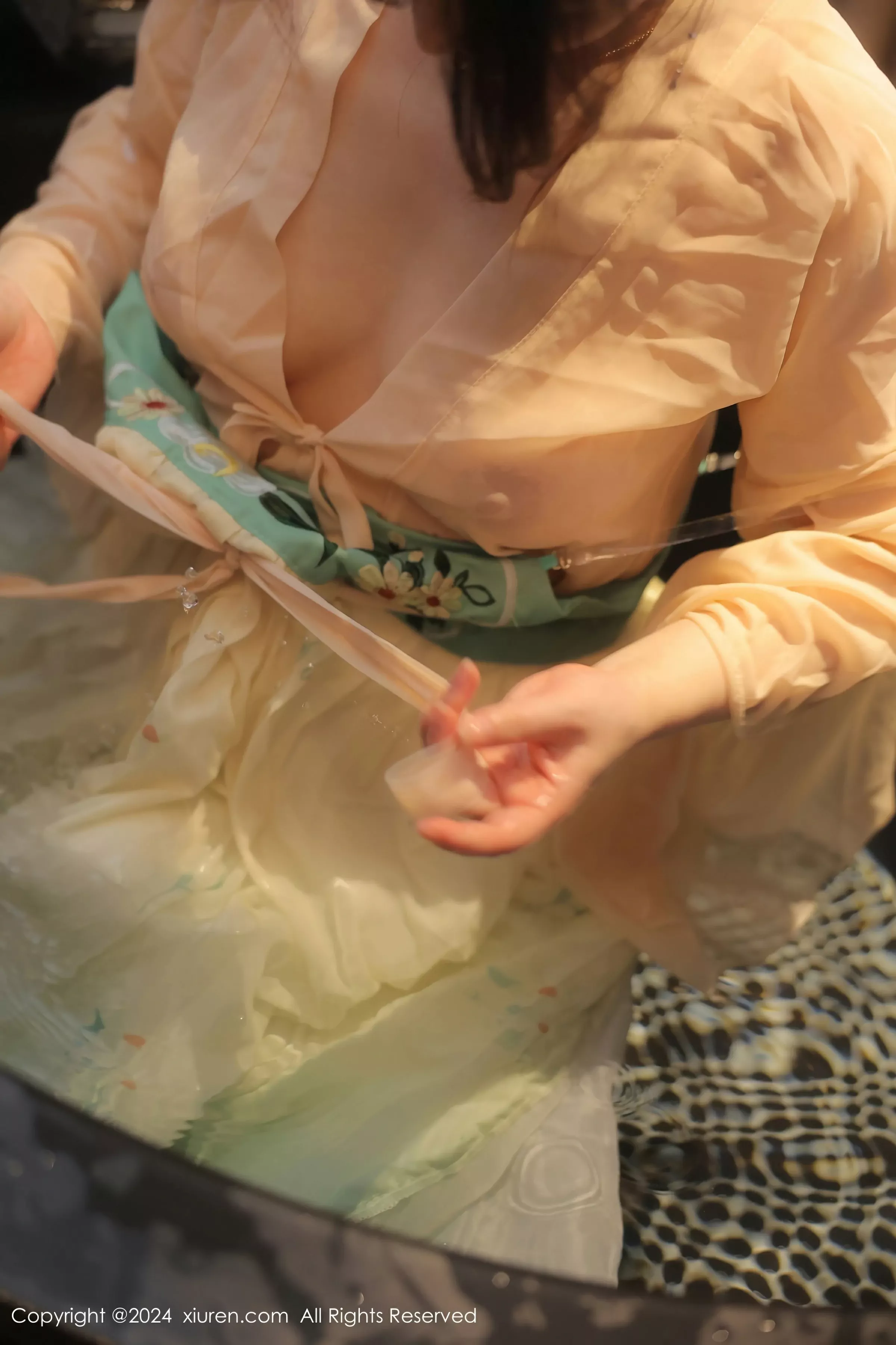  XiuRen 秀人 No.8128 诗诗kiki [82P]第10张