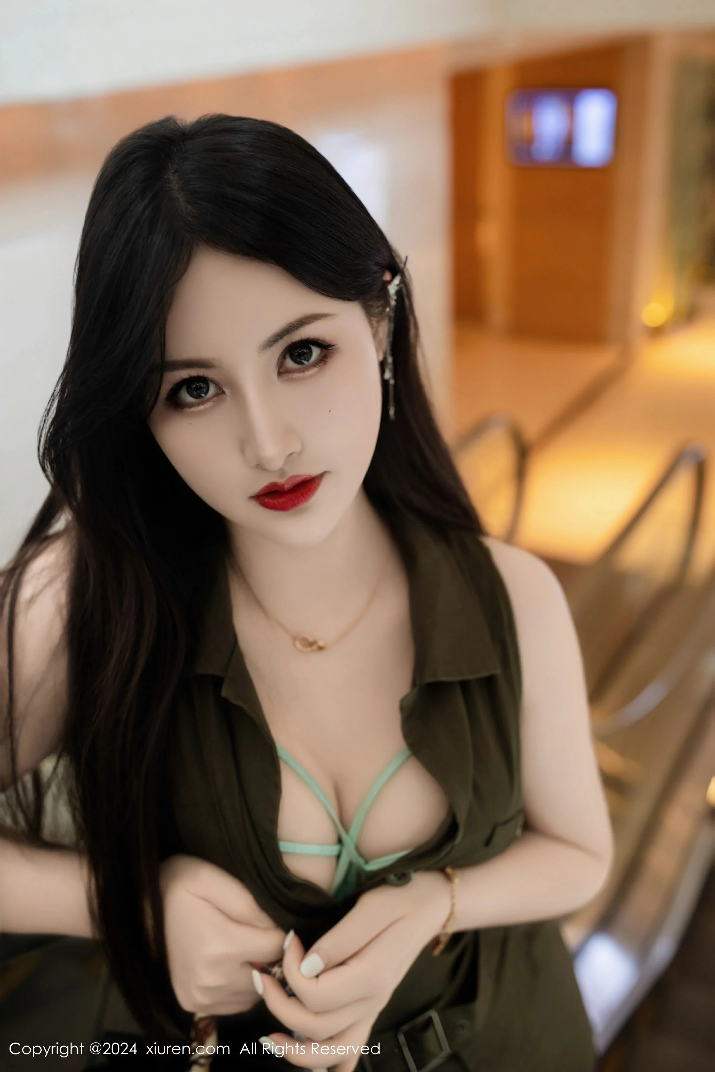  XiuRen 秀人 No.8940 诗诗kiki [72P]第6张