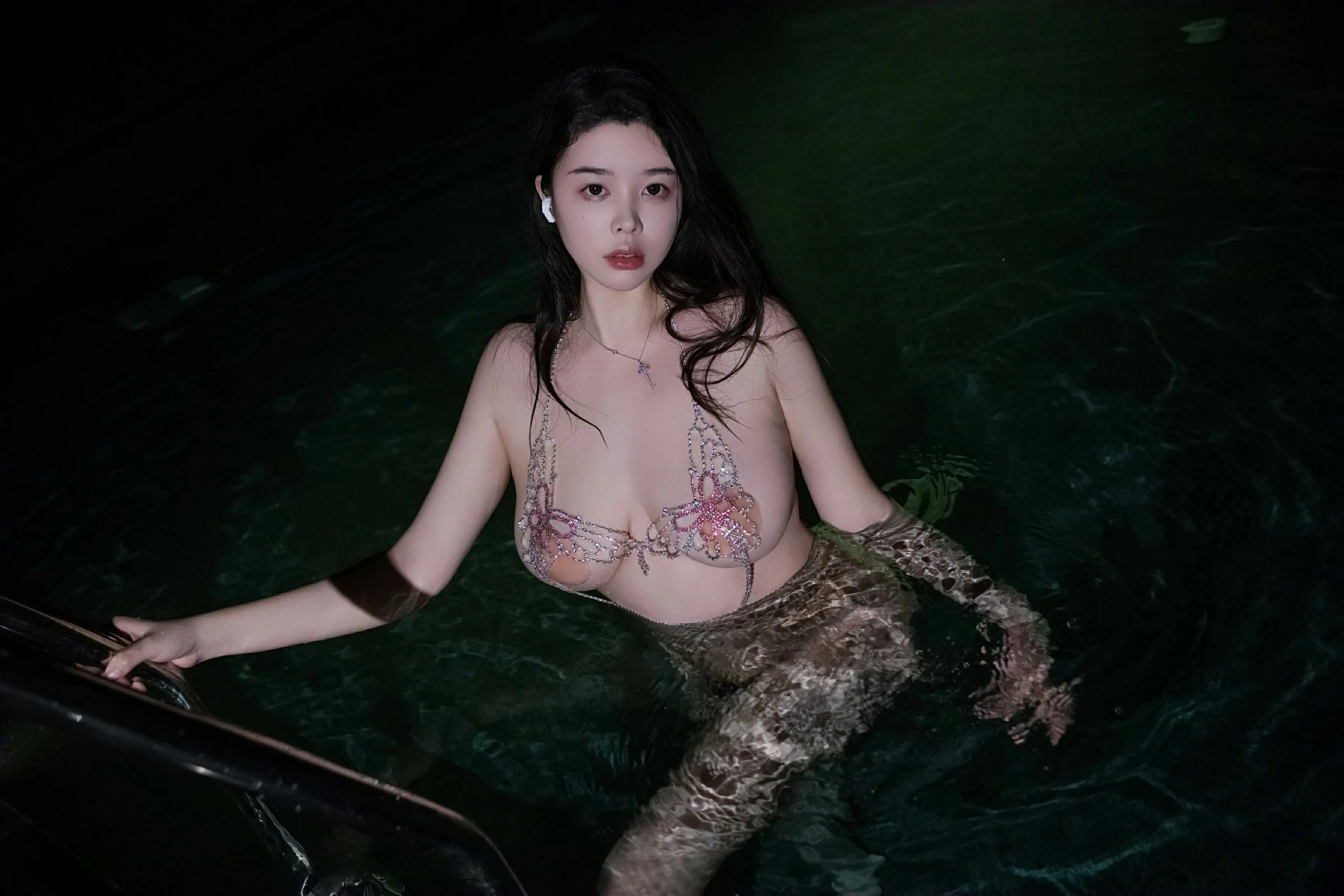 XiuRen 秀人 No.9720 樱桃小犊子&蕾蕾醒了没第15张