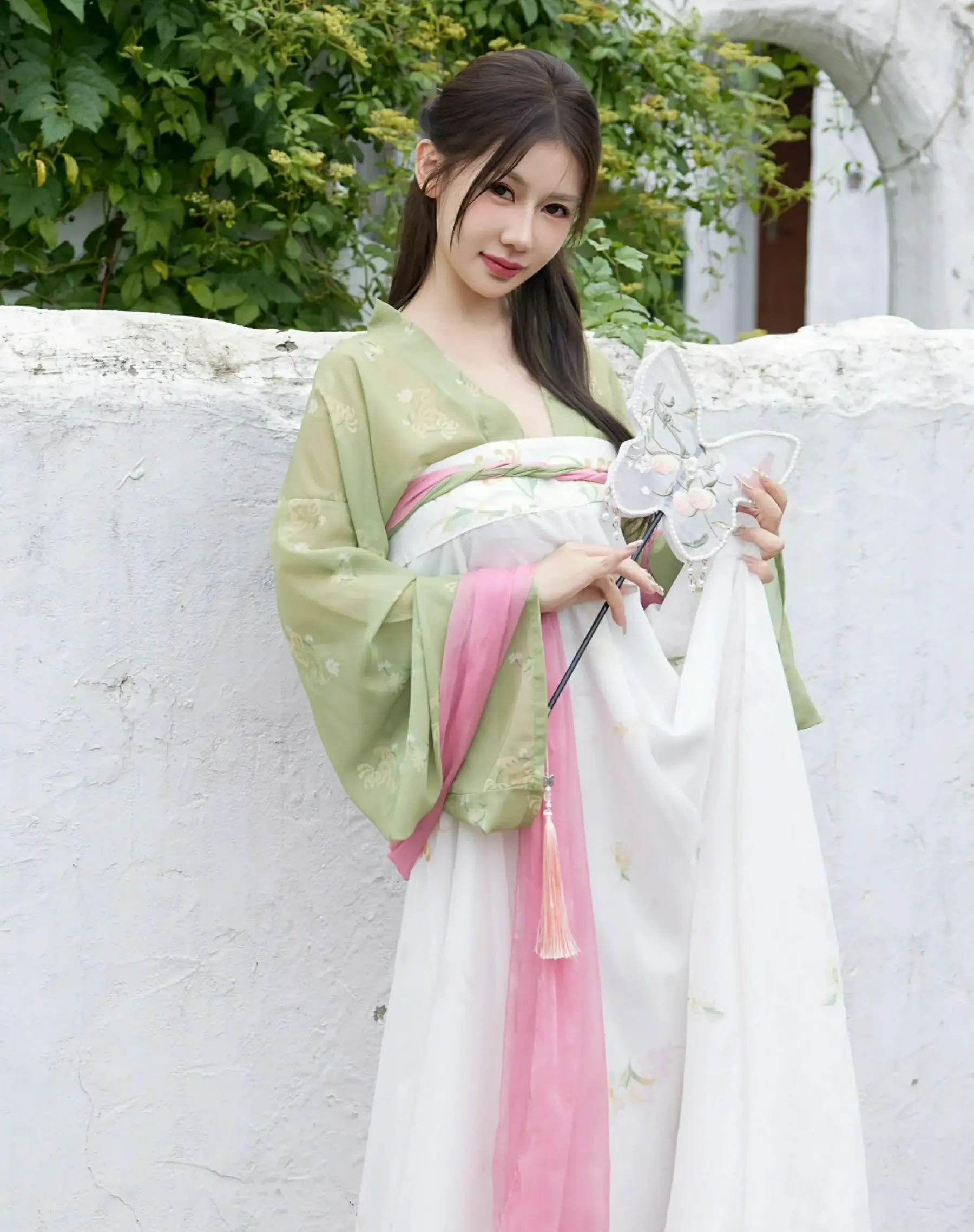  秀人网 No.10834 尹甜甜sunny [83P]第1张