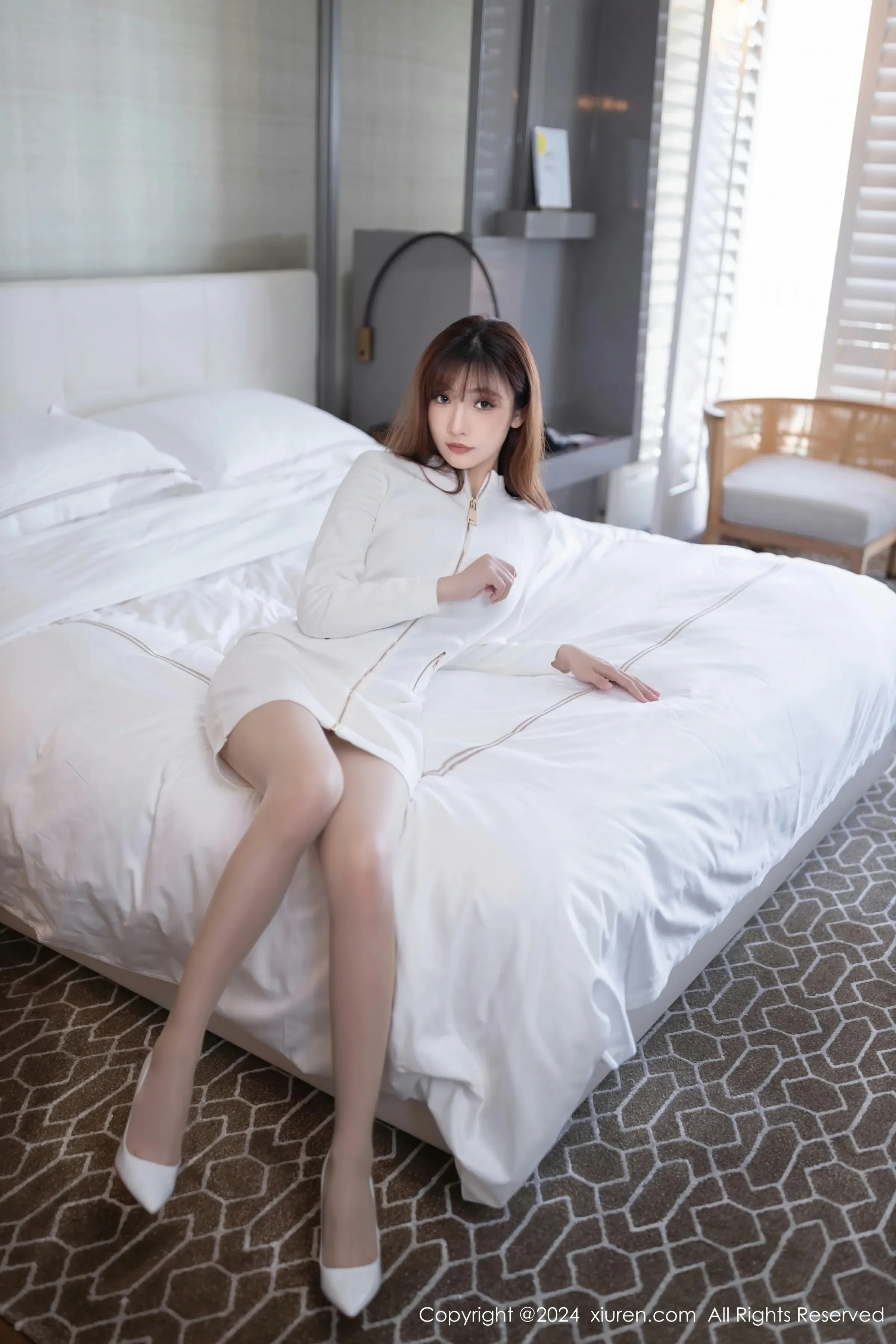  XiuRen 秀人 No.8233 陆萱萱 [80P]第2张