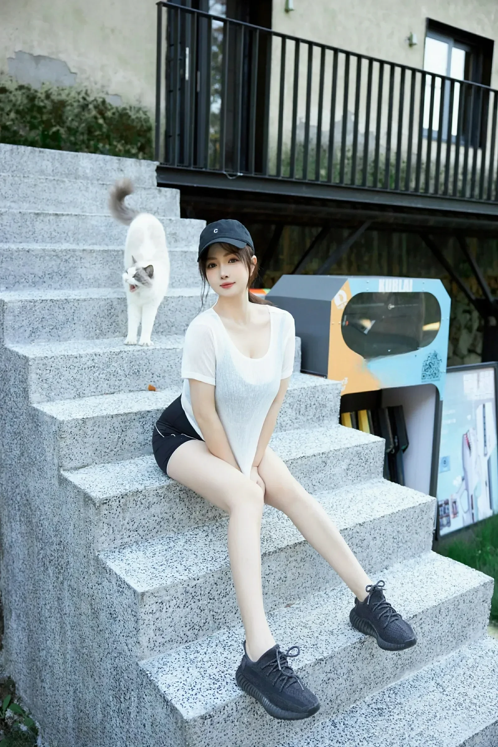  XiuRen 秀人 No.9549 养乐多Doll [51P]第6张