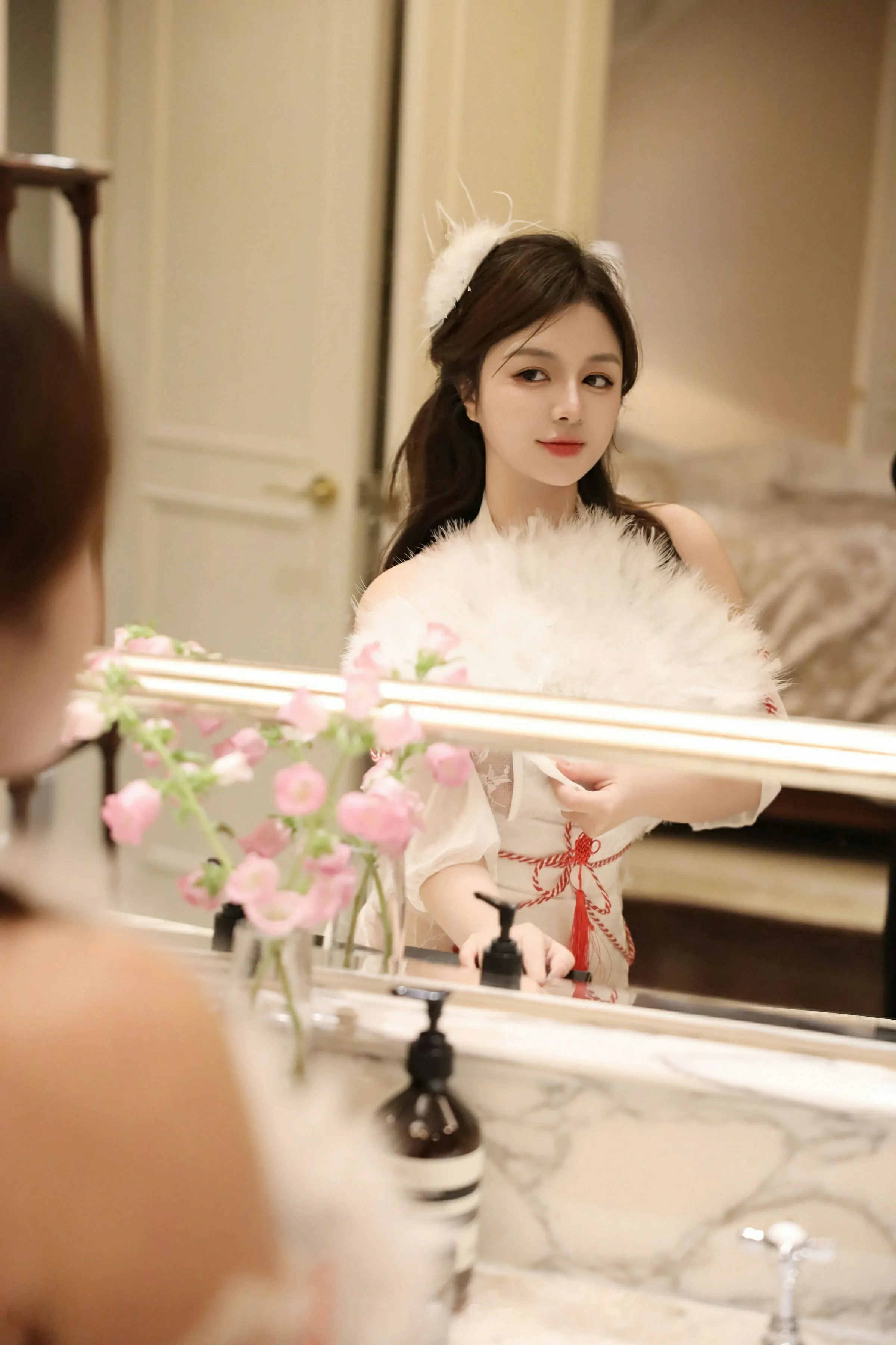  XiuRen 秀人 No.9698 沈思怡 [61P]第2张