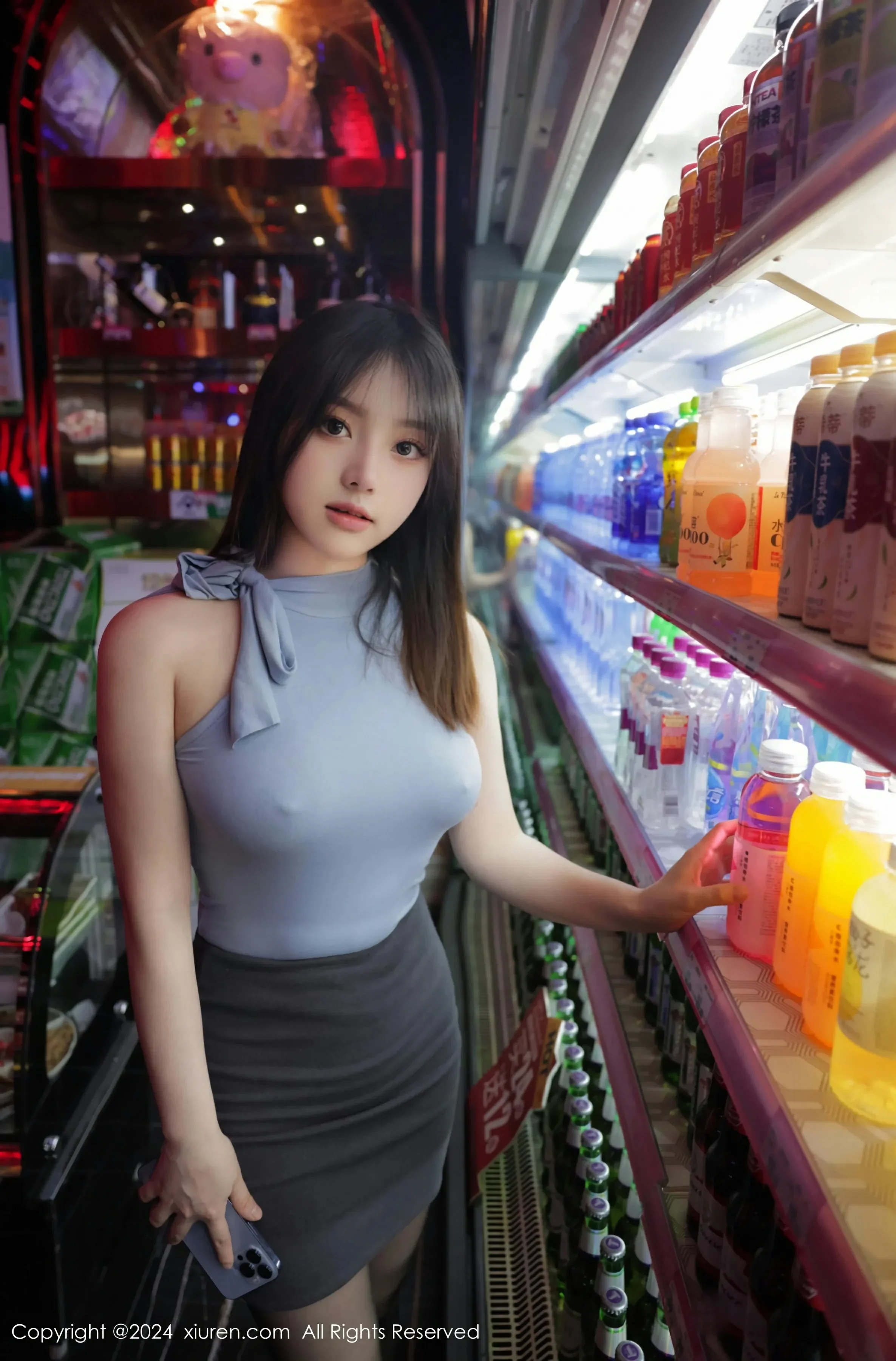  XiuRen 秀人 No.8402 豆瓣酱 [73P]第5张