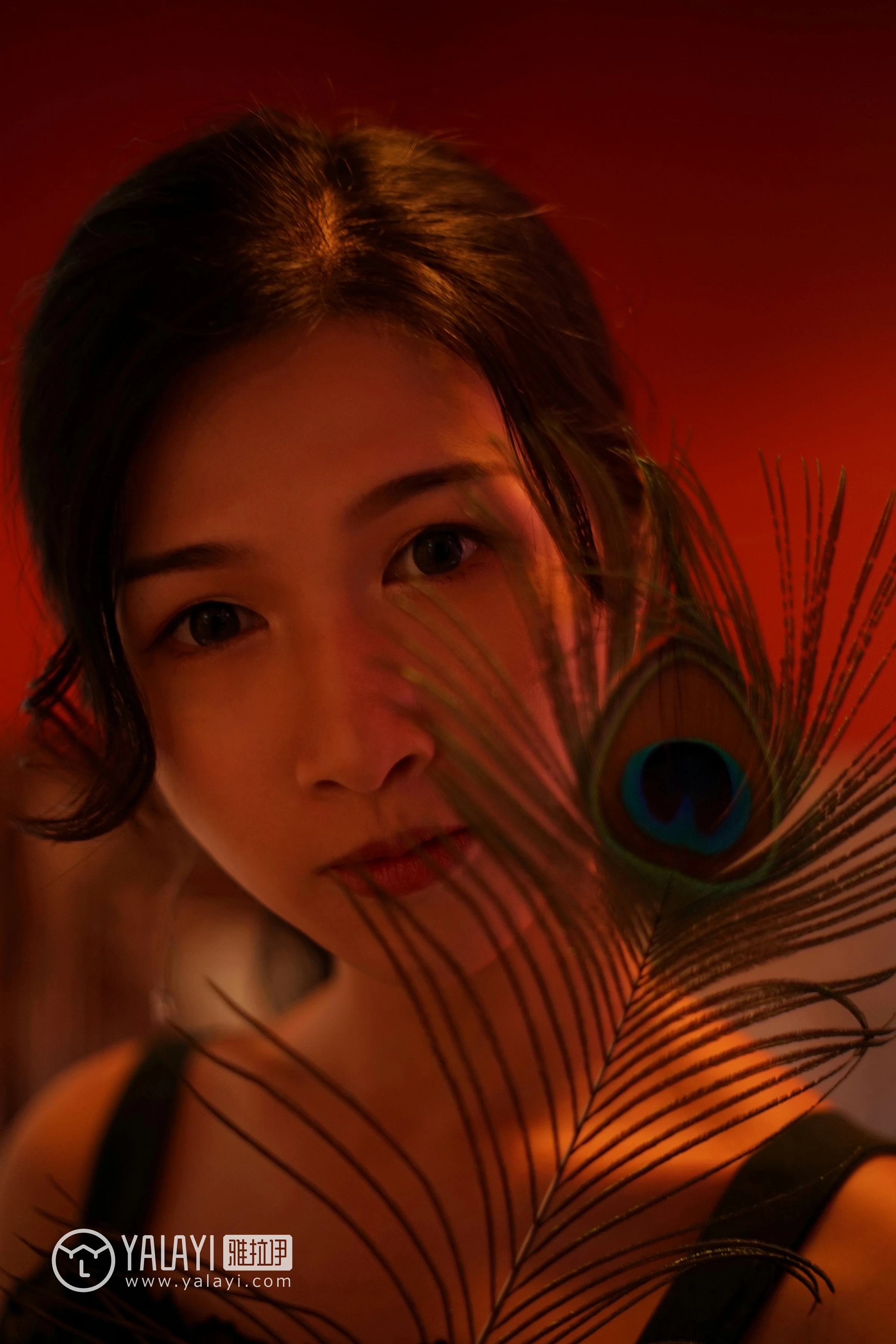 [YALAYI雅拉伊]NO.040 浮光掠影 半梦半醒 塔塔 吊带连衣裙加粉色蕾丝内衣性感私房写真集第5张