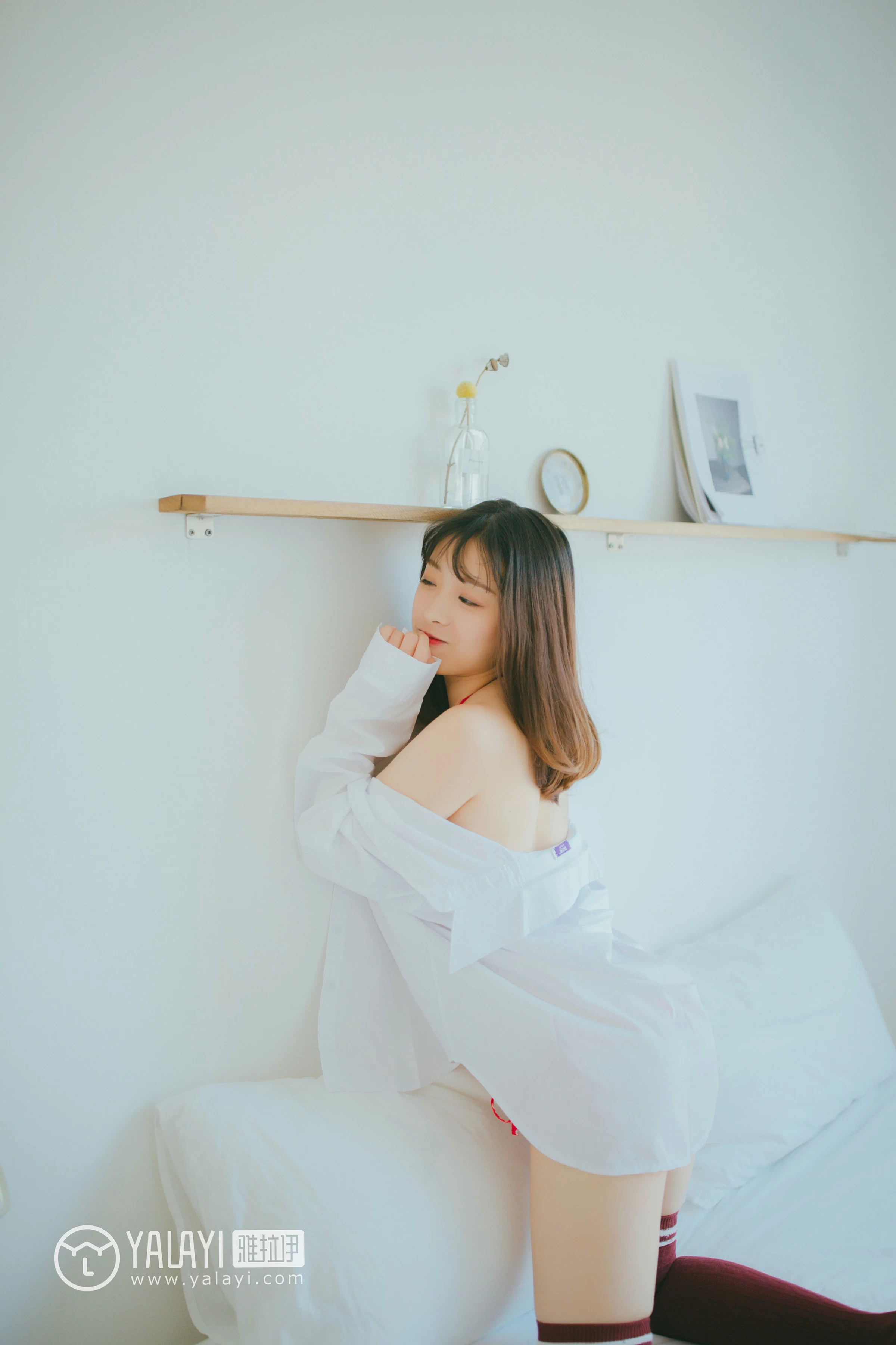 [YALAYI雅拉伊]NO.055 我一定会爱上你 南瓜南瓜 白色透视衬衫加红色情趣内衣性感私房写真集第9张