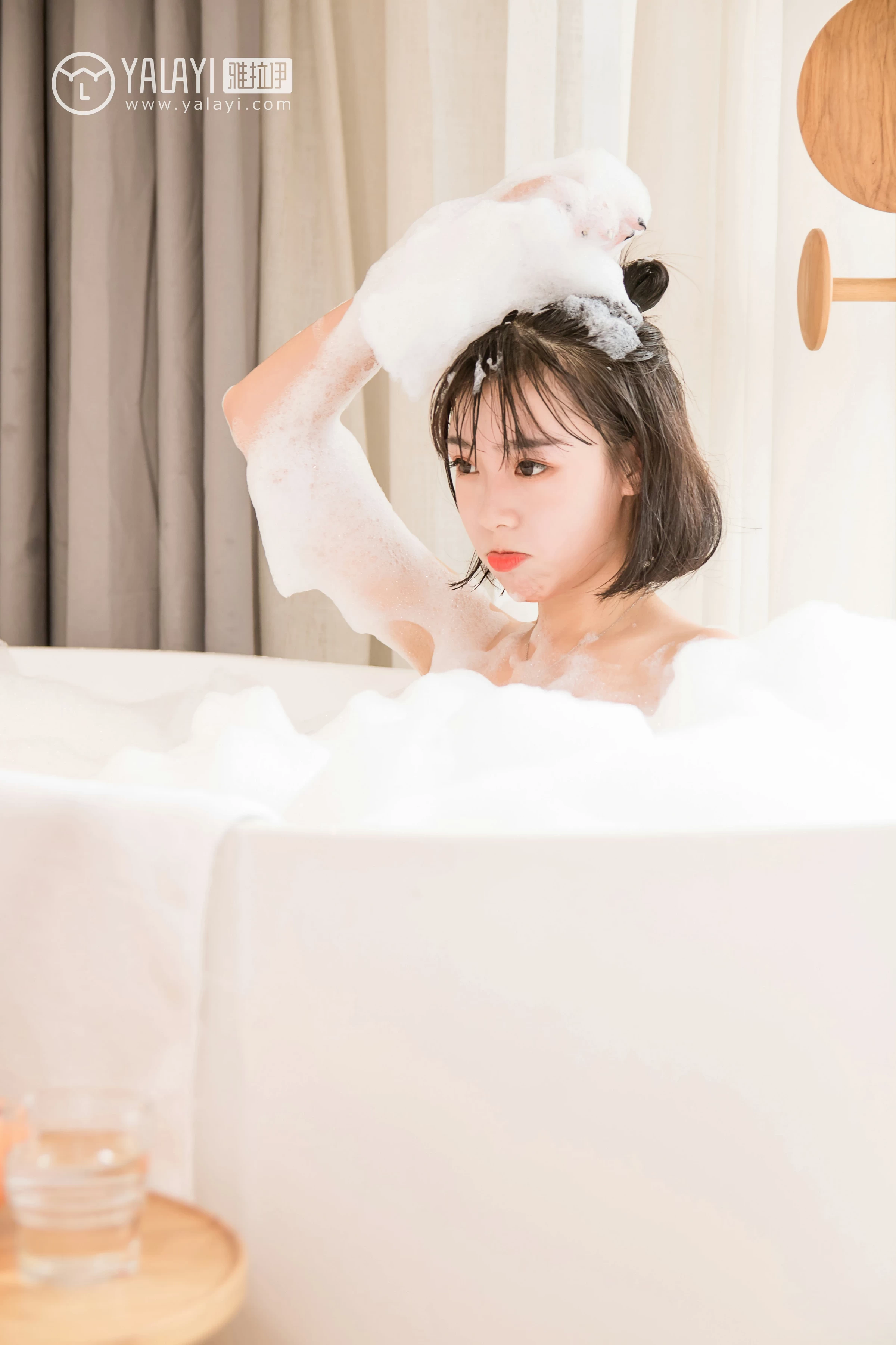 [YALAYI雅拉伊]NO.063 早晨 小杨 白色透视蕾丝连衣裙性感私房写真集第15张