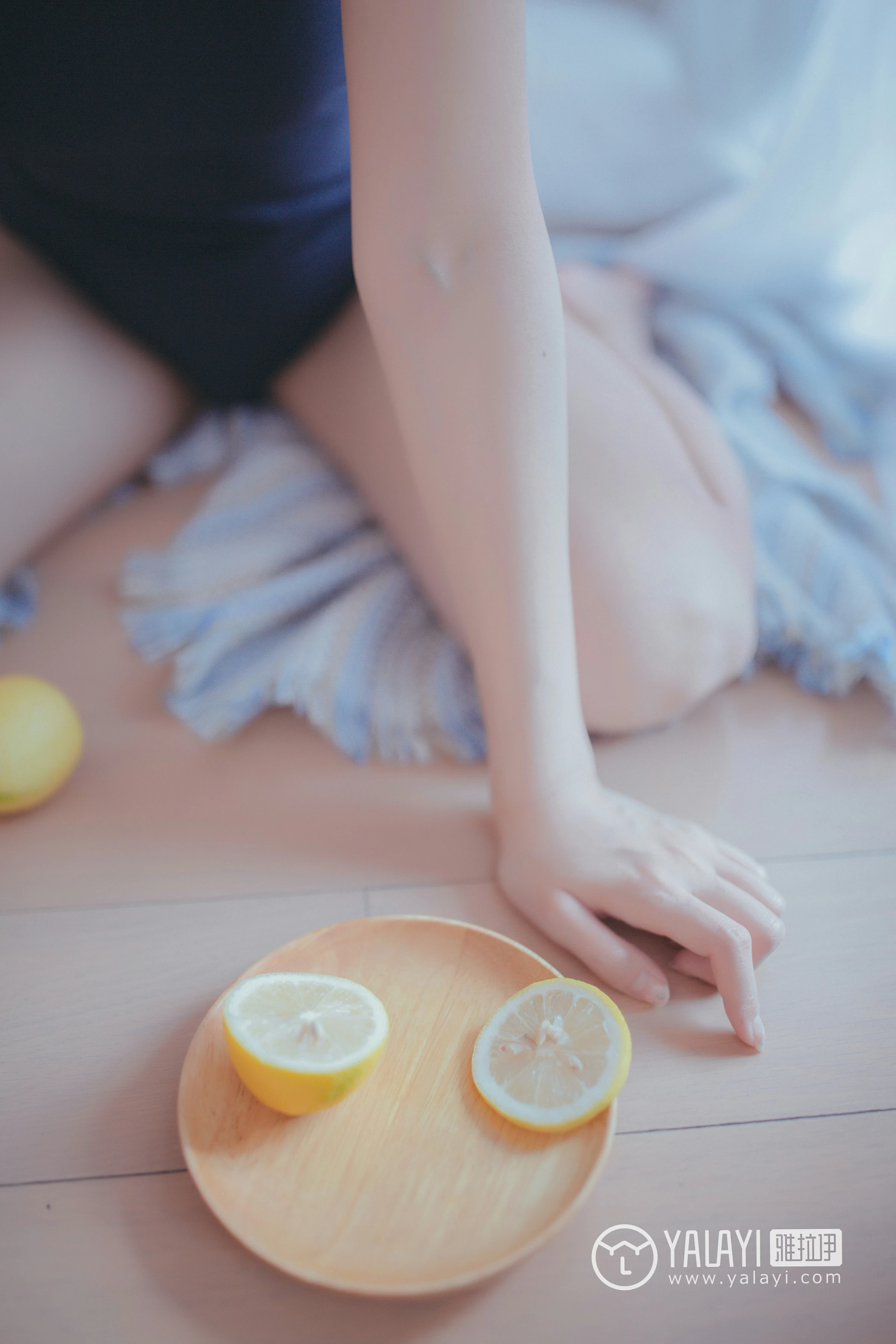 [YALAYI雅拉伊]NO.068 蓝帘幽梦 水花儿 蓝色连体运动内衣性感私房写真集第7张