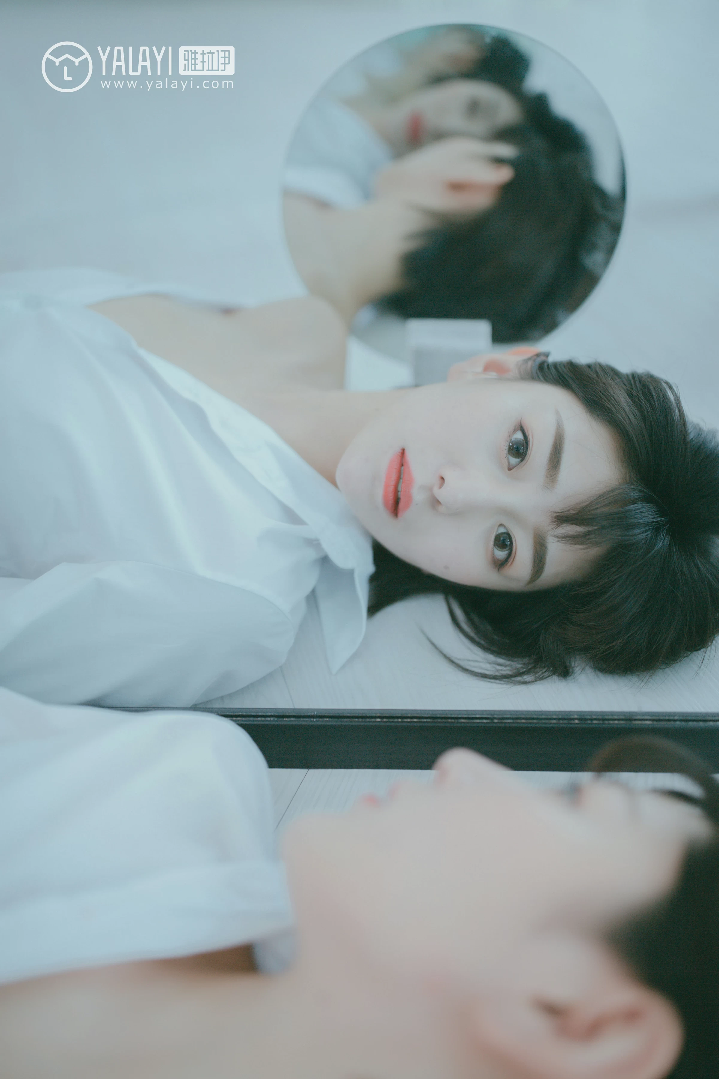 [YALAYI雅拉伊]NO.077 美丽如你 静静 白色衬衫与半裸性感玉体私房写真集第2张
