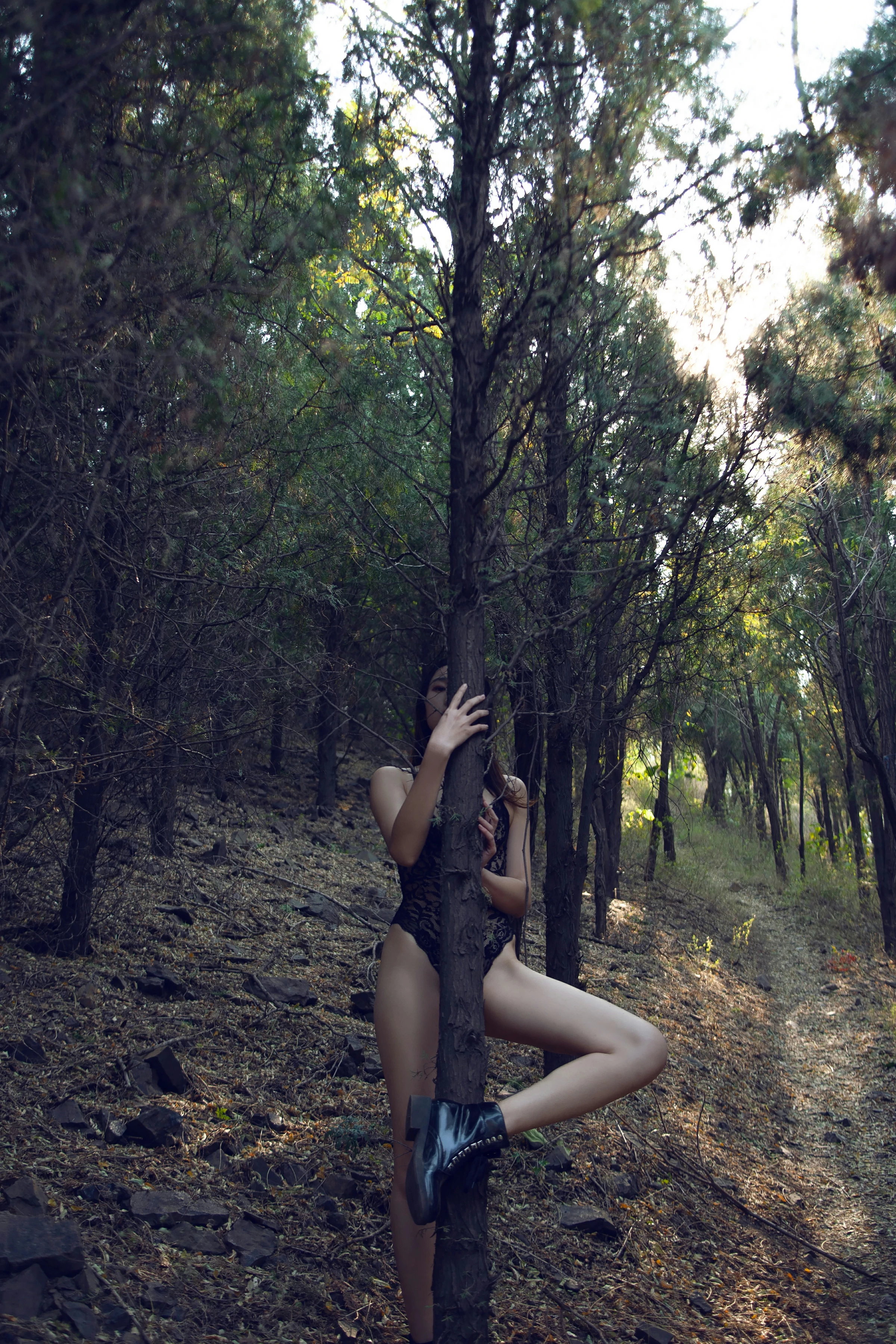 [YALAYI雅拉伊]NO.130 逃离出梦境 熏儿 黑色透视情趣连体内衣性感私房写真集第12张