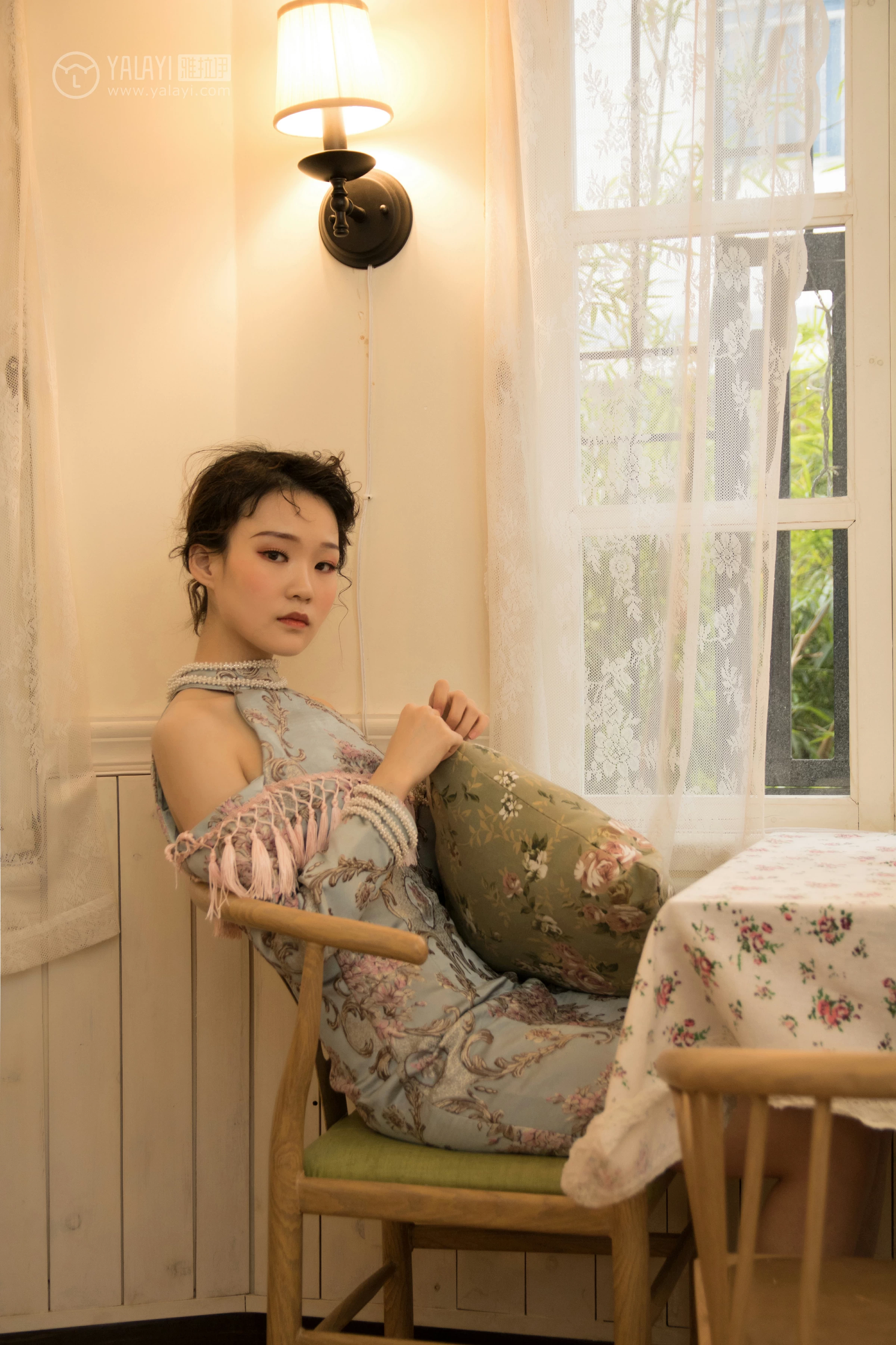 [YALAYI雅拉伊]NO.155 等2 奥莉 吊脖连衣裙 优雅端庄私房写真集第4张