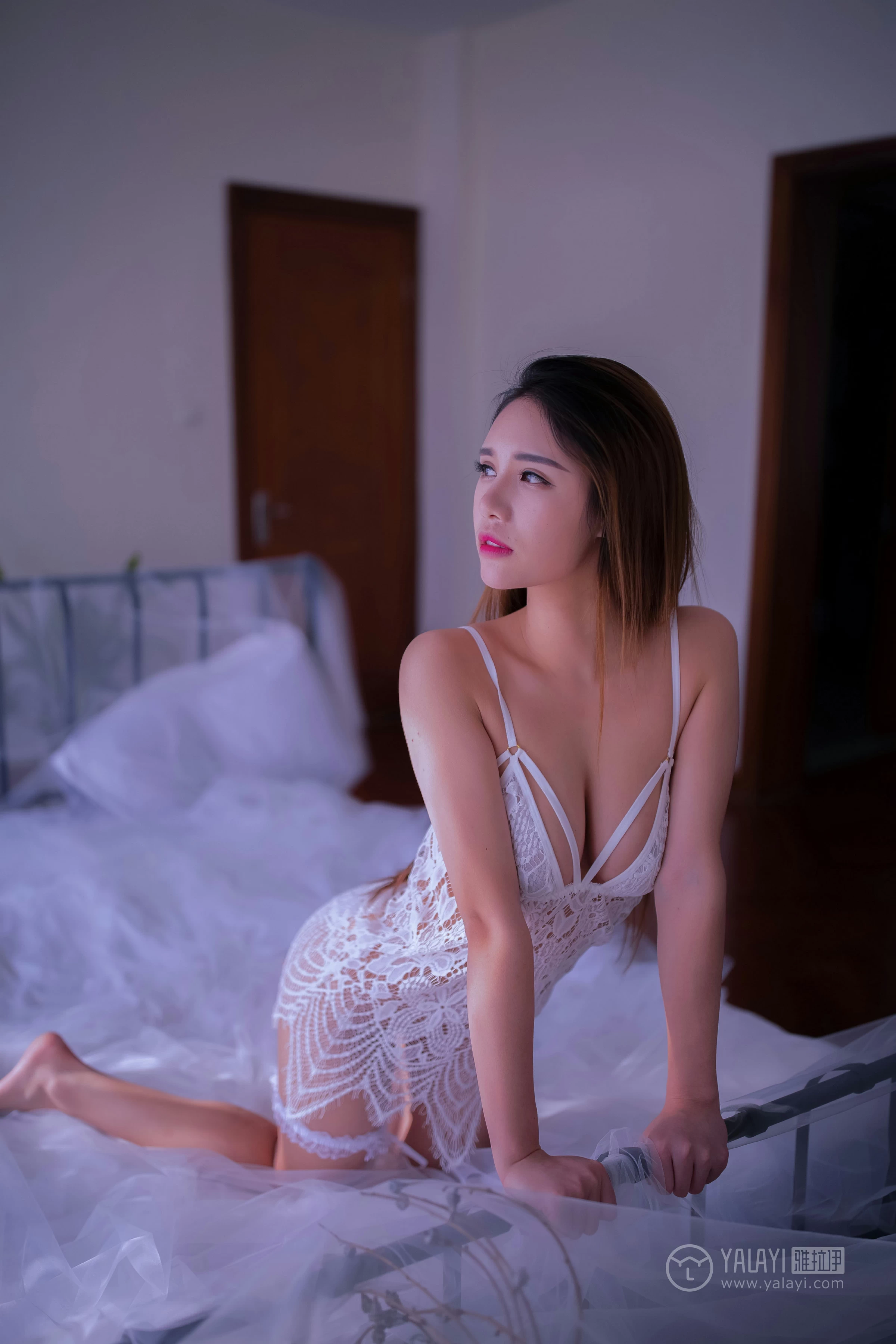 [YALAYI雅拉伊]No.173 紫色星辰 李颖惠惠 白色透视镂空情趣内衣性感私房写真集第10张