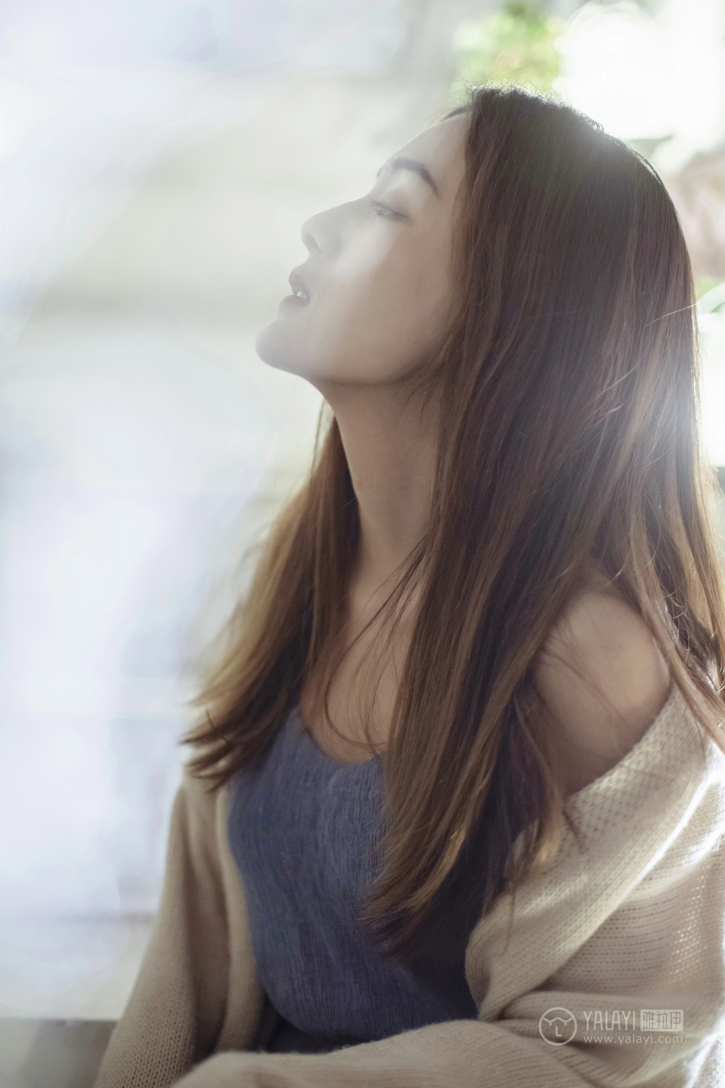 [YALAYI雅拉伊]No.175 不如和我虚度时光 白日梦 米色外套加灰色吊带连衣裙性感私房写真集第9张