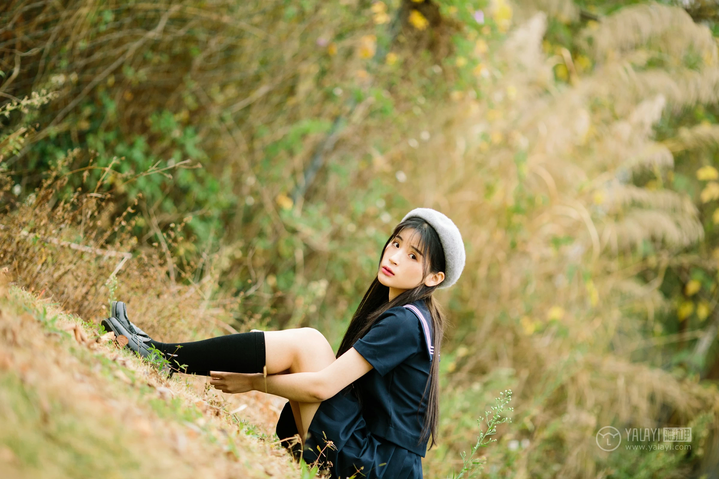 [YALAYI雅拉伊]No.189 青涩岁月 阿惜 蓝色情趣高中女生制服加短裙性感私房写真集第7张