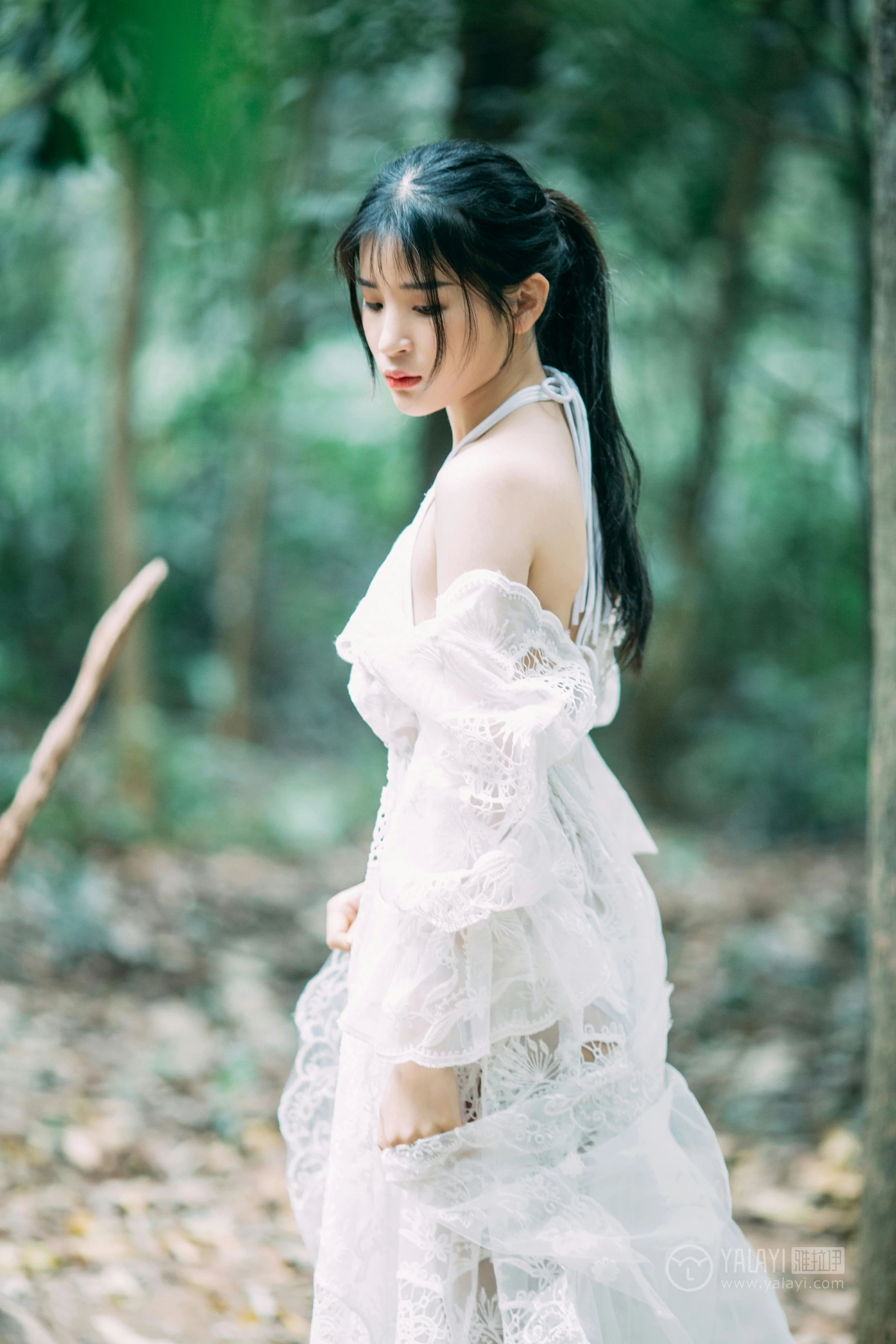 [YALAYI雅拉伊]No.194 仙乐飘飘 阿惜 白色透视镂空连衣裙加白色内衣性感私房写真集第8张