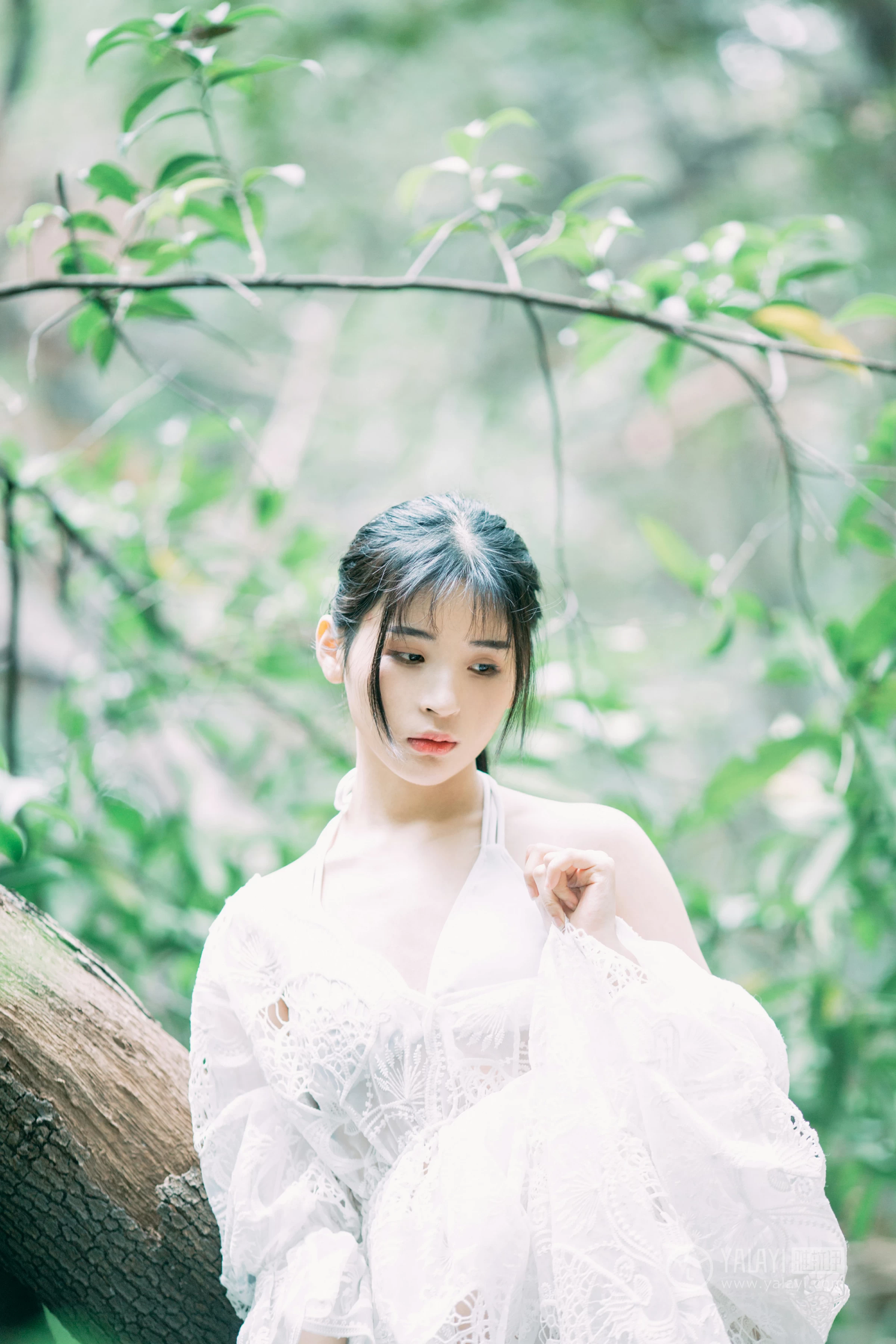 [YALAYI雅拉伊]No.194 仙乐飘飘 阿惜 白色透视镂空连衣裙加白色内衣性感私房写真集第12张