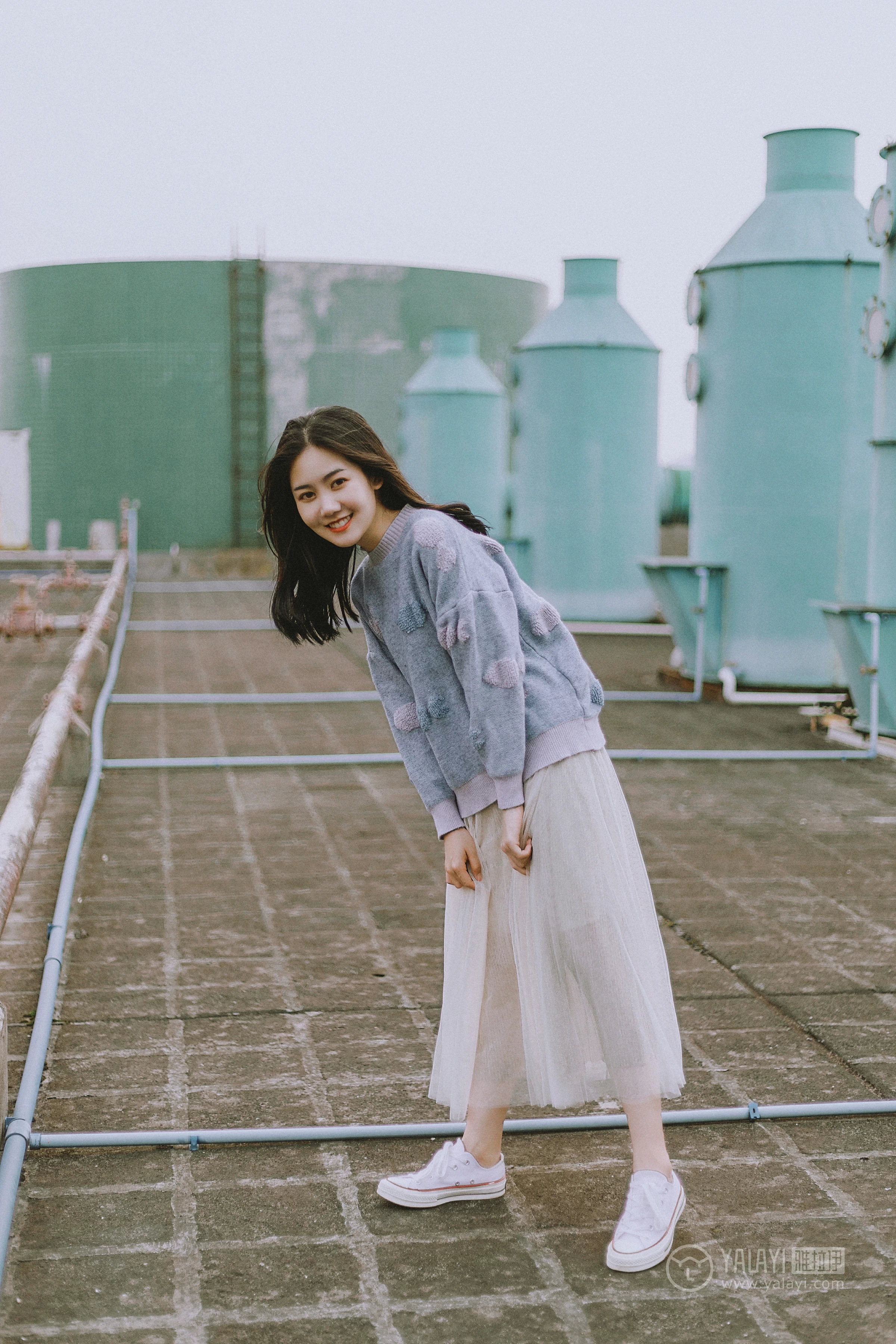 [YALAYI雅拉伊] No.274 芳华 喜儿 蓝色卫衣与白色透视短裙性感私房写真集第9张