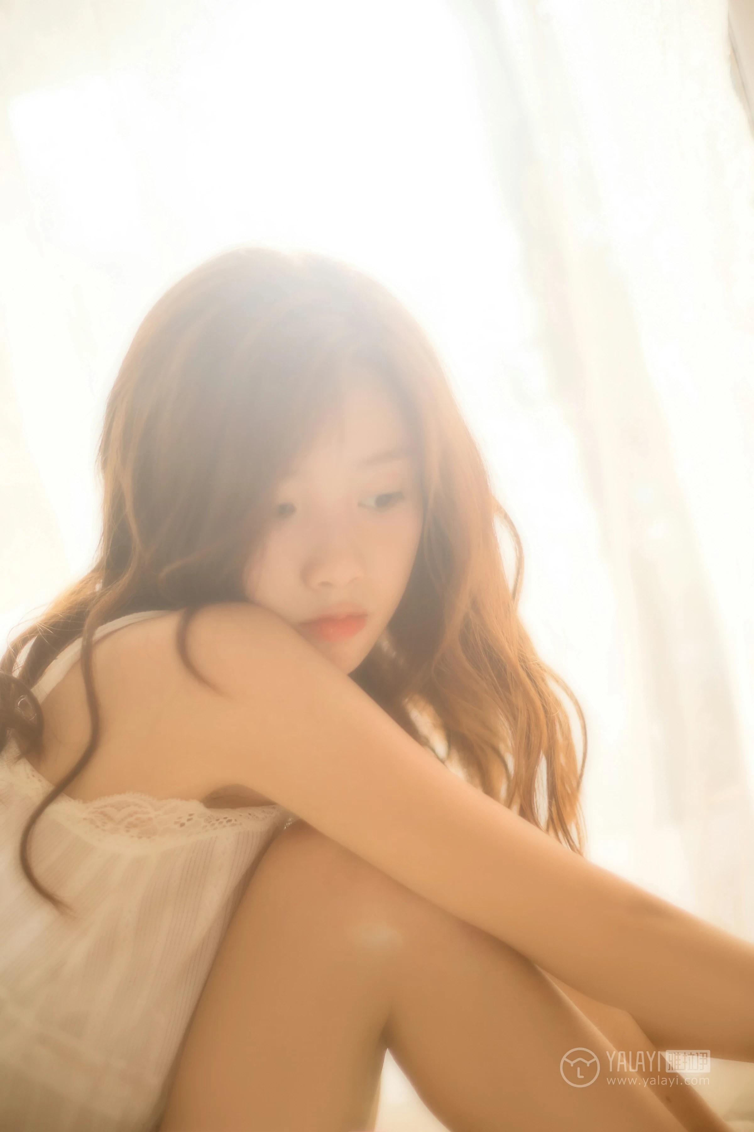 [YALAYI雅拉伊]No.315 夏日蜜语 圈圈 白色透视吊带内衣加短裤清纯靓丽私房写真集第6张