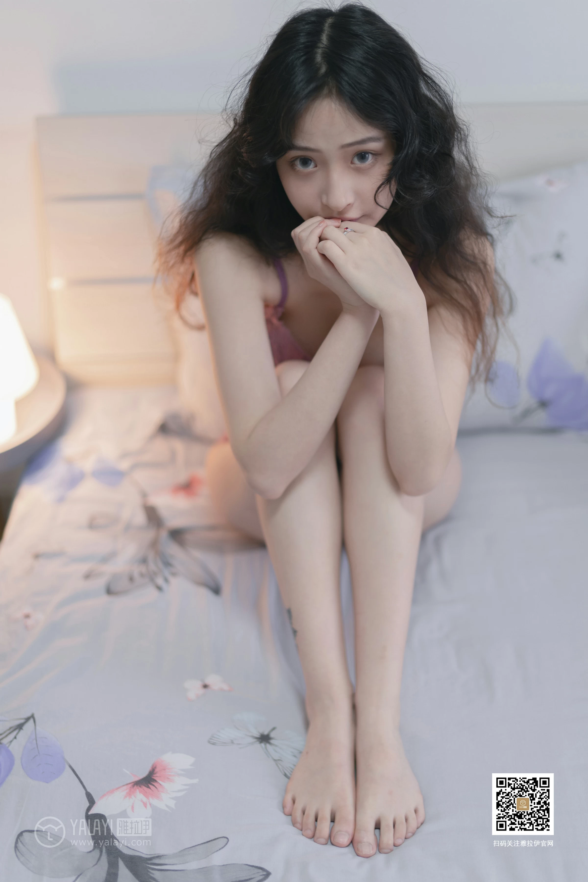 [YALAYI雅拉伊]No.379 霹雳娇娃 西子 粉色蕾丝内衣性感私房写真集第3张