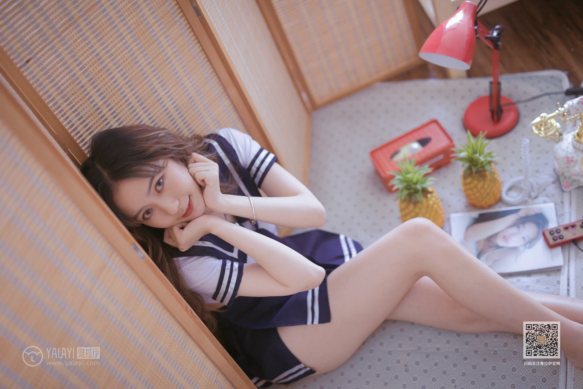 [YALAYI雅拉伊]Vol.438 美女与水手服 晓琳 情趣制服加短裙性感私房写真集第7张