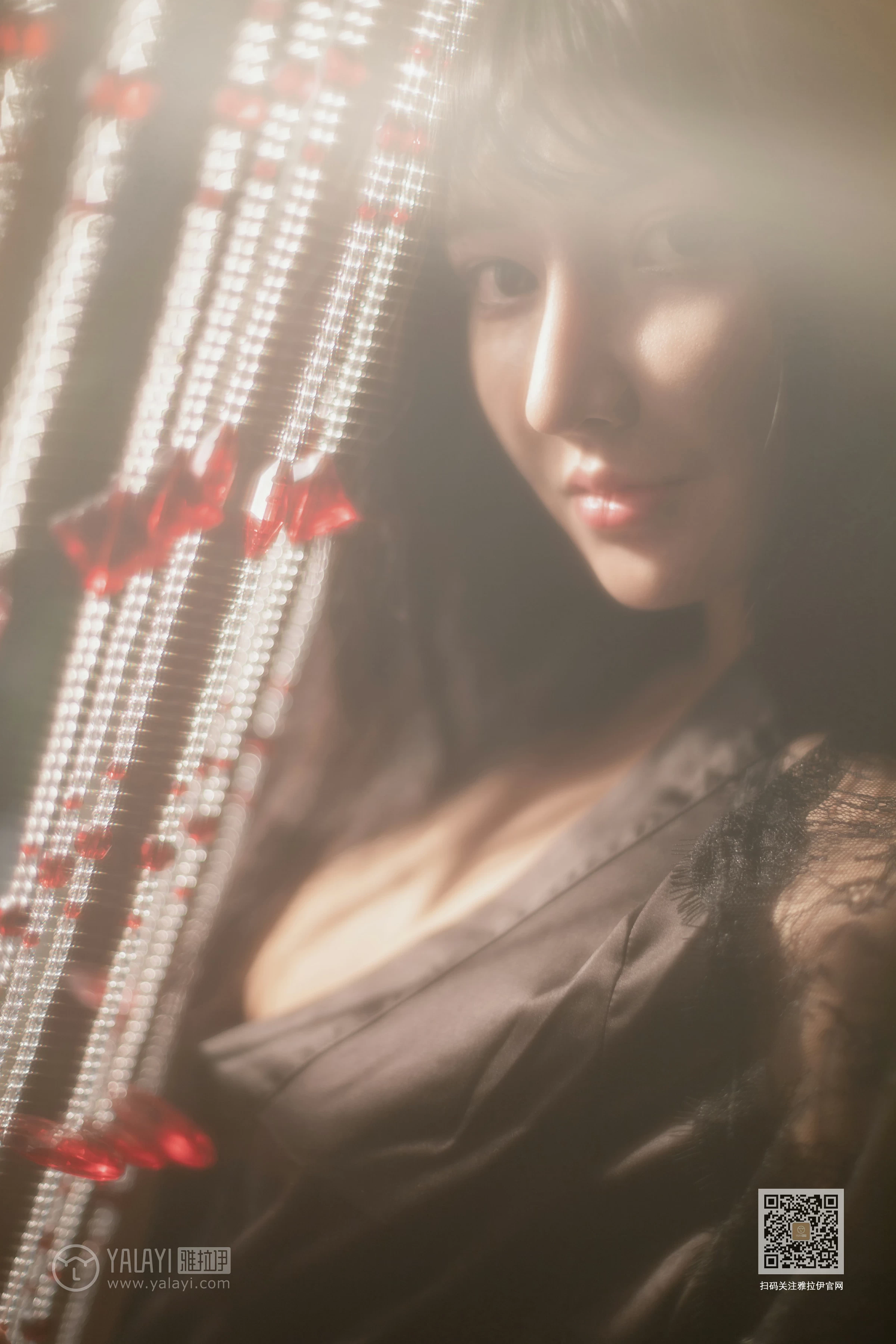 [YALAYI雅拉伊]Vol.494 帘卷美人绰态 韩熙 黑色透视睡衣性感私房写真集第7张