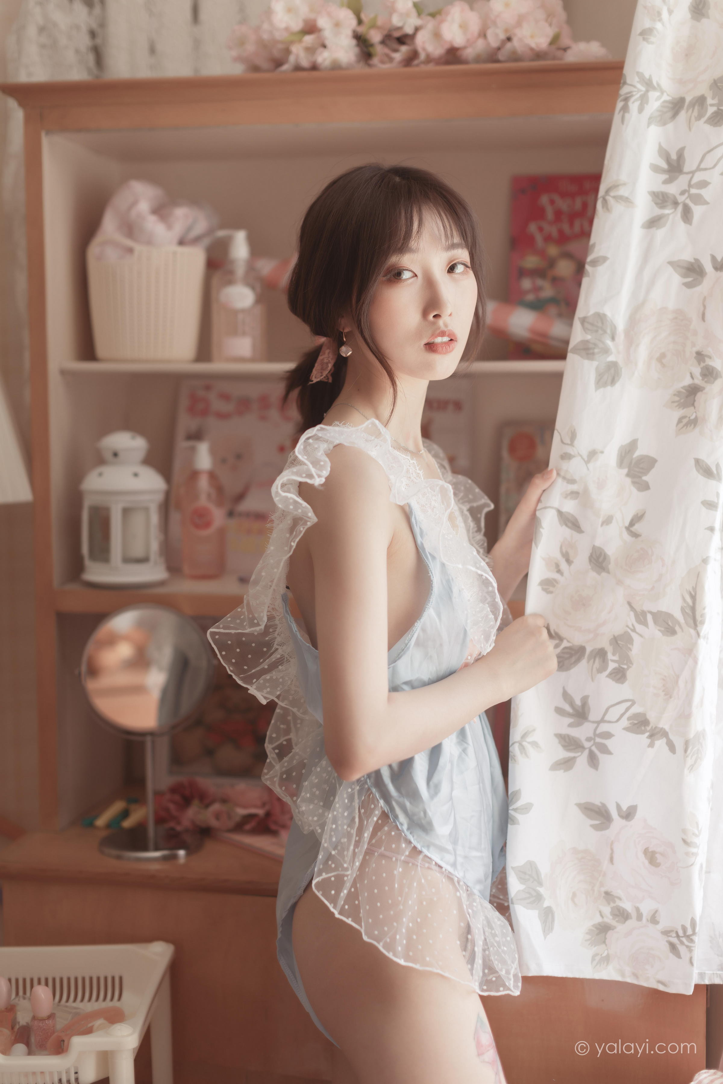 [YALAYI雅拉伊]2022.03.23 佳人有约 佳佳 透视情趣睡衣居家性感私房写真集第6张