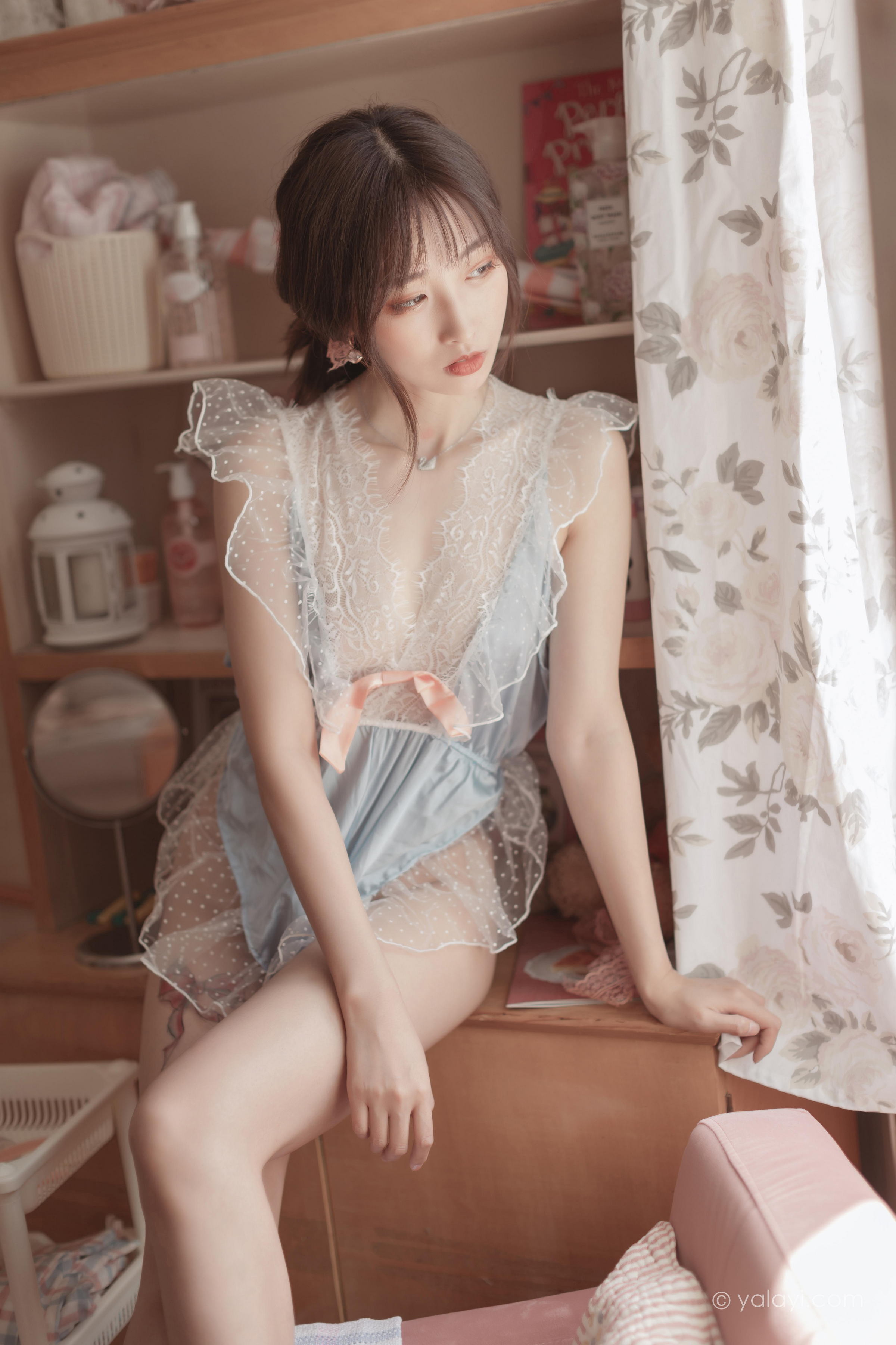 [YALAYI雅拉伊]2022.03.23 佳人有约 佳佳 透视情趣睡衣居家性感私房写真集第5张