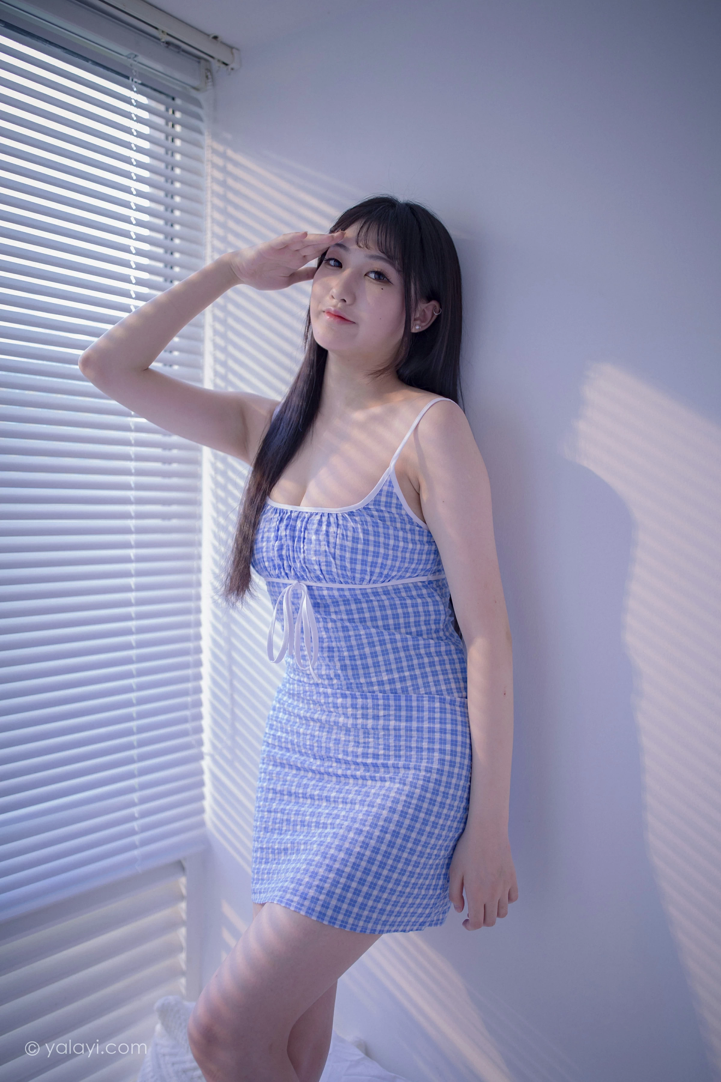 [YALAYI雅拉伊]NO.687 《蓝》 瓶儿 蓝色紧身吊带连衣裙性感私房写真集第11张