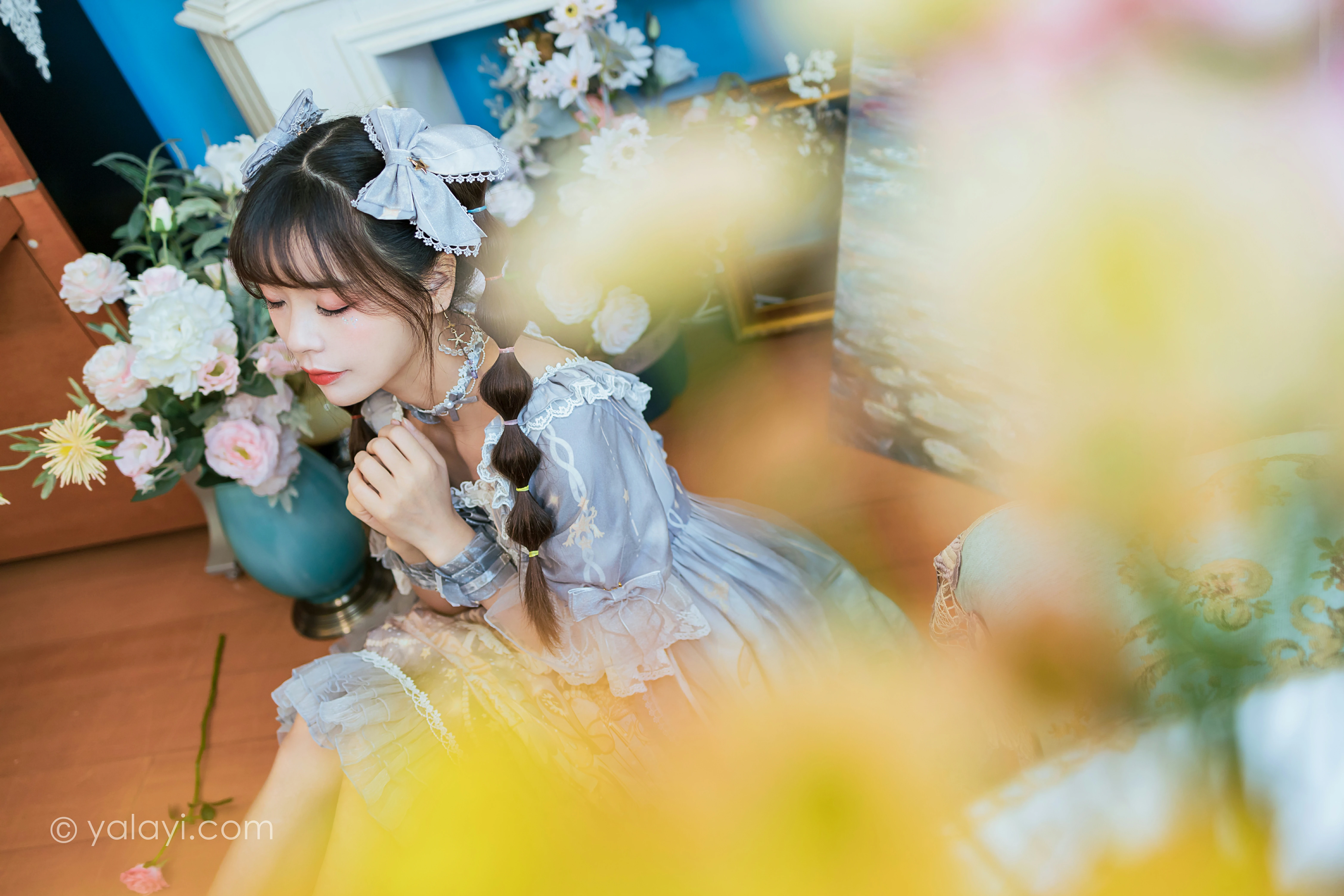 [YALAYI雅拉伊]NO.853 洛丽塔Lolita 程小蝶 淡蓝色连身制服裙清纯可爱私房写真集第3张