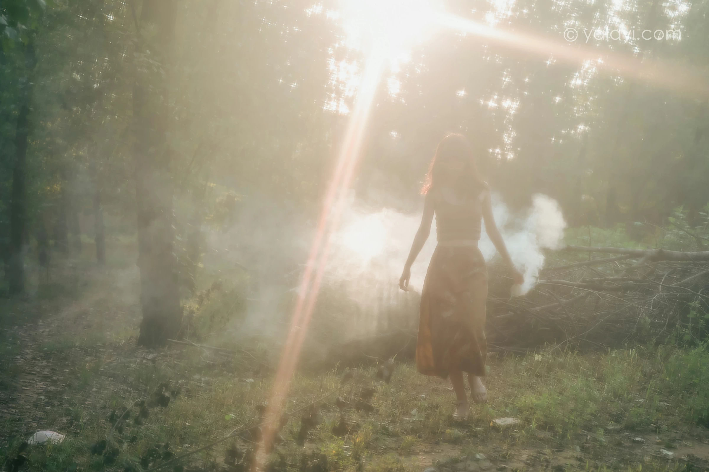 [YALAYI雅拉伊]NO.691 《梦境》 佳佳 橙色性感小背心加短裙私房写真第14张