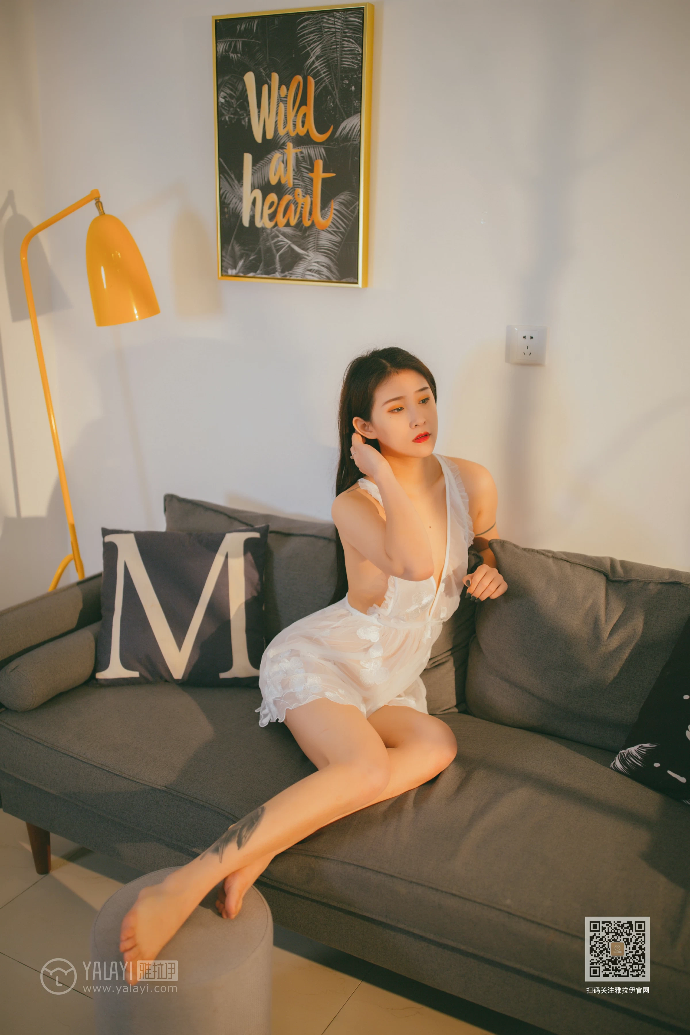 [YALAYI雅拉伊]Vol.536 吹弹可破 素素 白色透视情趣内衣裙性感私房写真集第4张