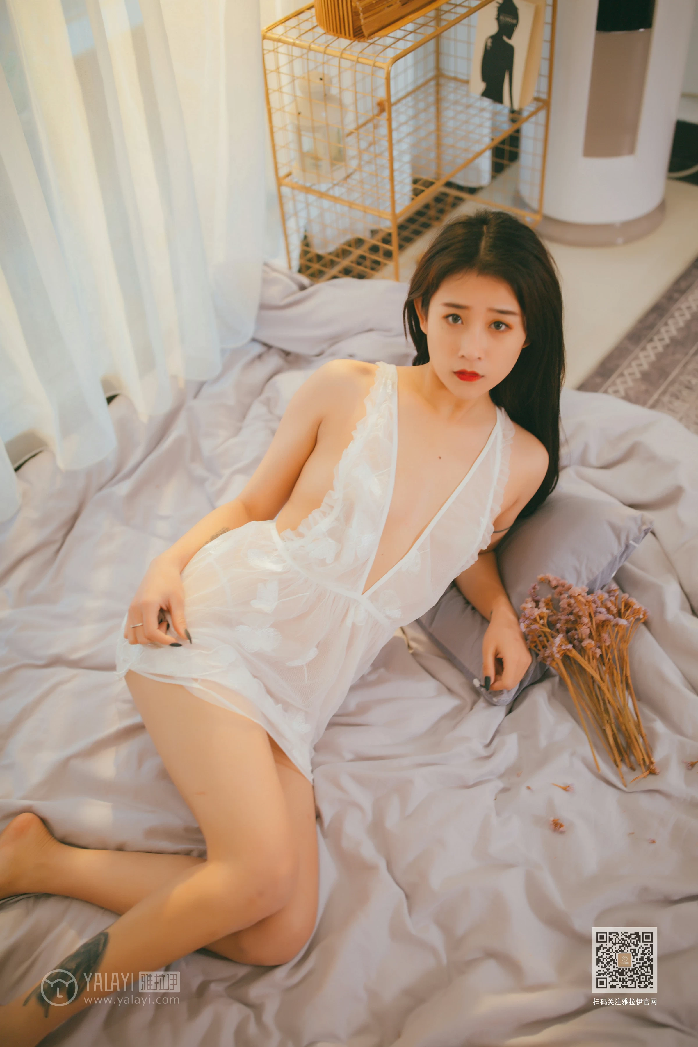 [YALAYI雅拉伊]Vol.536 吹弹可破 素素 白色透视情趣内衣裙性感私房写真集第17张