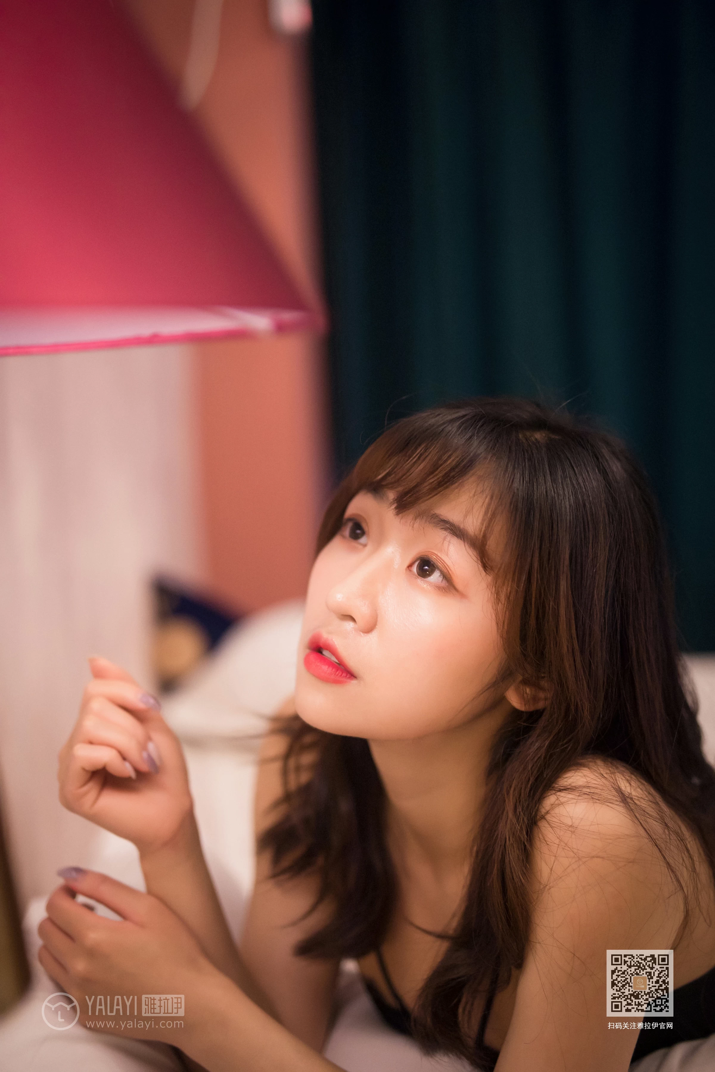 [YALAYI雅拉伊]Vol.537 撒娇女友最好命 小颖 黑色蕾丝情趣内衣性感私房写真集第11张