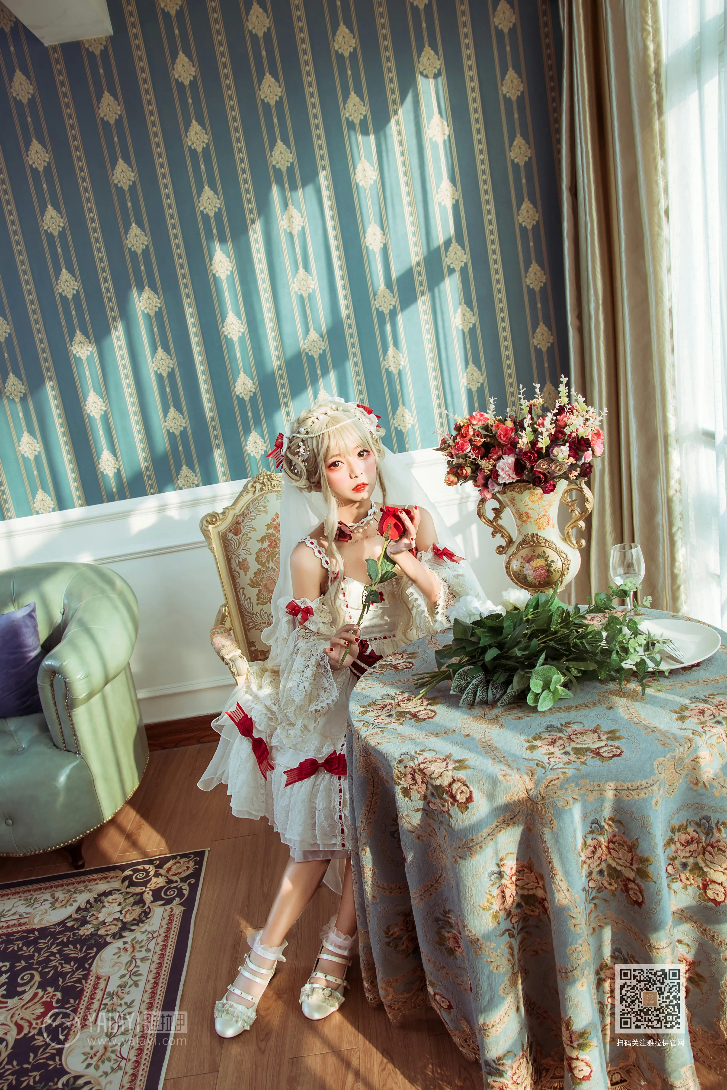 [YALAYI雅拉伊]Vol.521 梦幻洛丽塔 阿禾 白色情趣吊带连衣裙性感私房写真集第9张