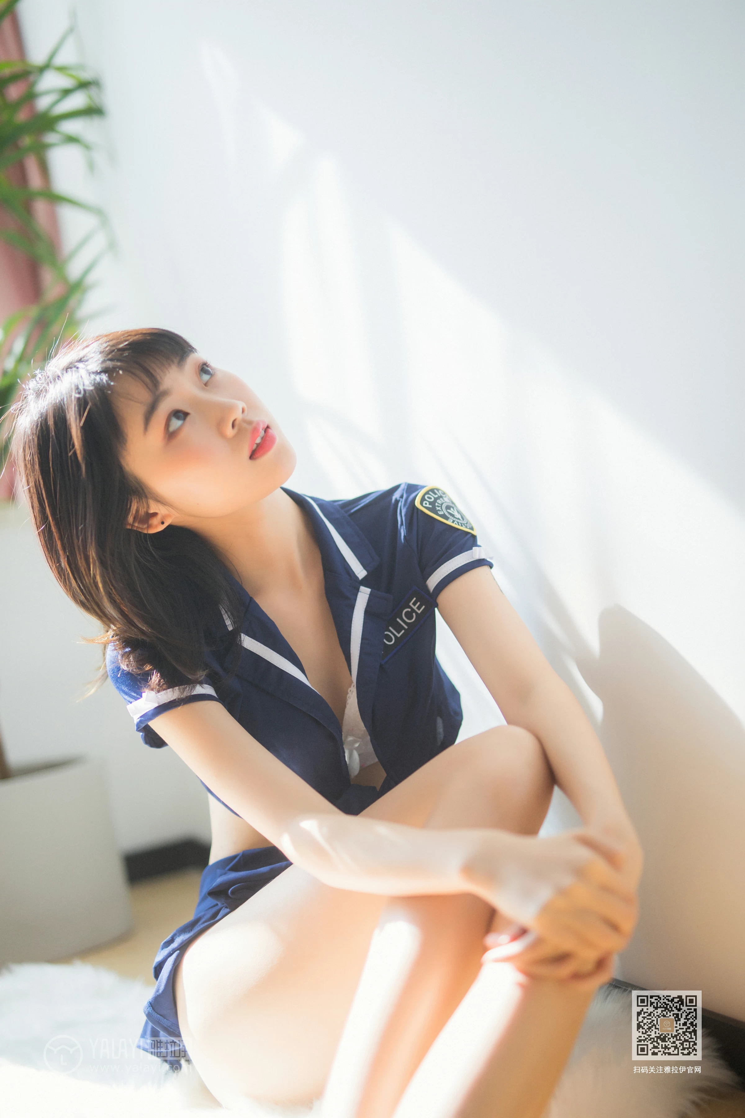 [YALAYI雅拉伊]Vol.544 雷霆警花 粉粉 蓝色情趣制服加短裙性感私房写真集第12张