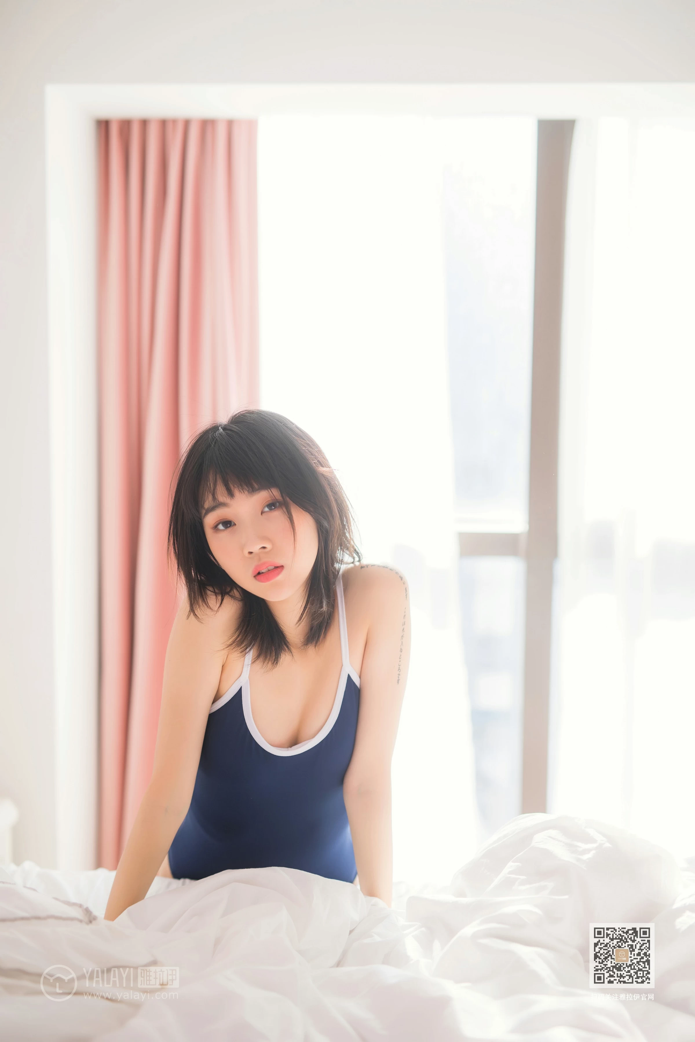 [YALAYI雅拉伊]Vol.552 十六岁的时光 粉粉 蓝色连体运动内衣性感私房写真集第9张