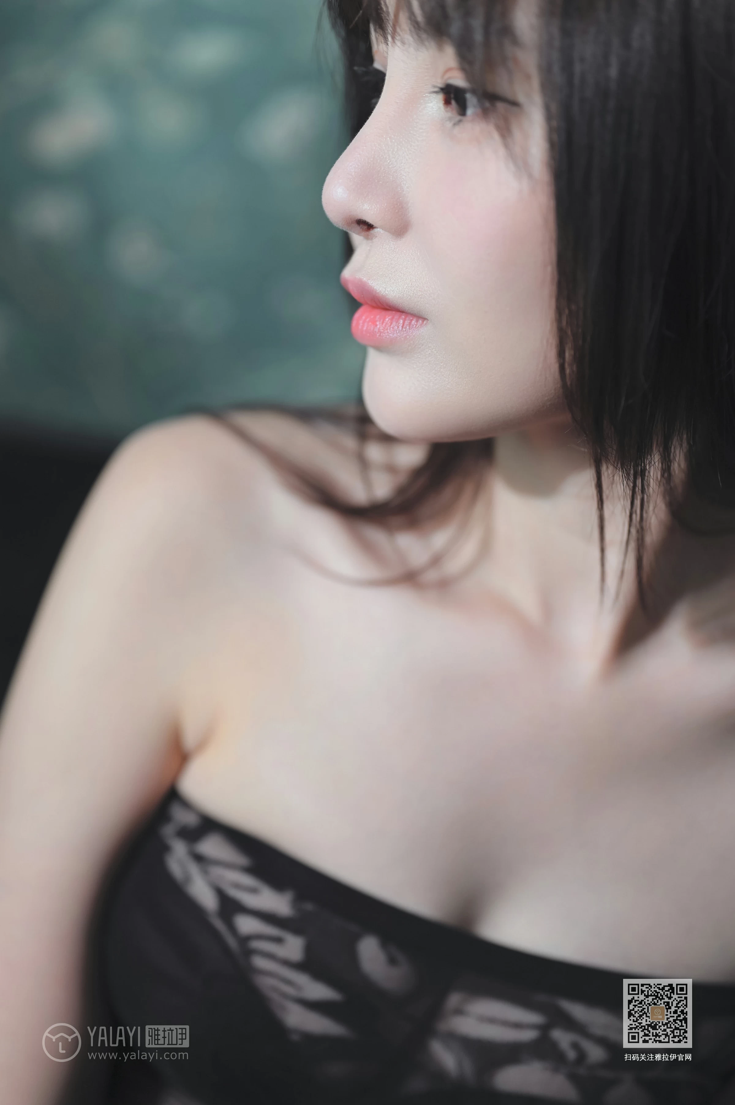 [YALAYI雅拉伊]NO.608 《怪你过份撩人》 斯雯 黑色紧身透视抹胸裙性感私房写真集第8张