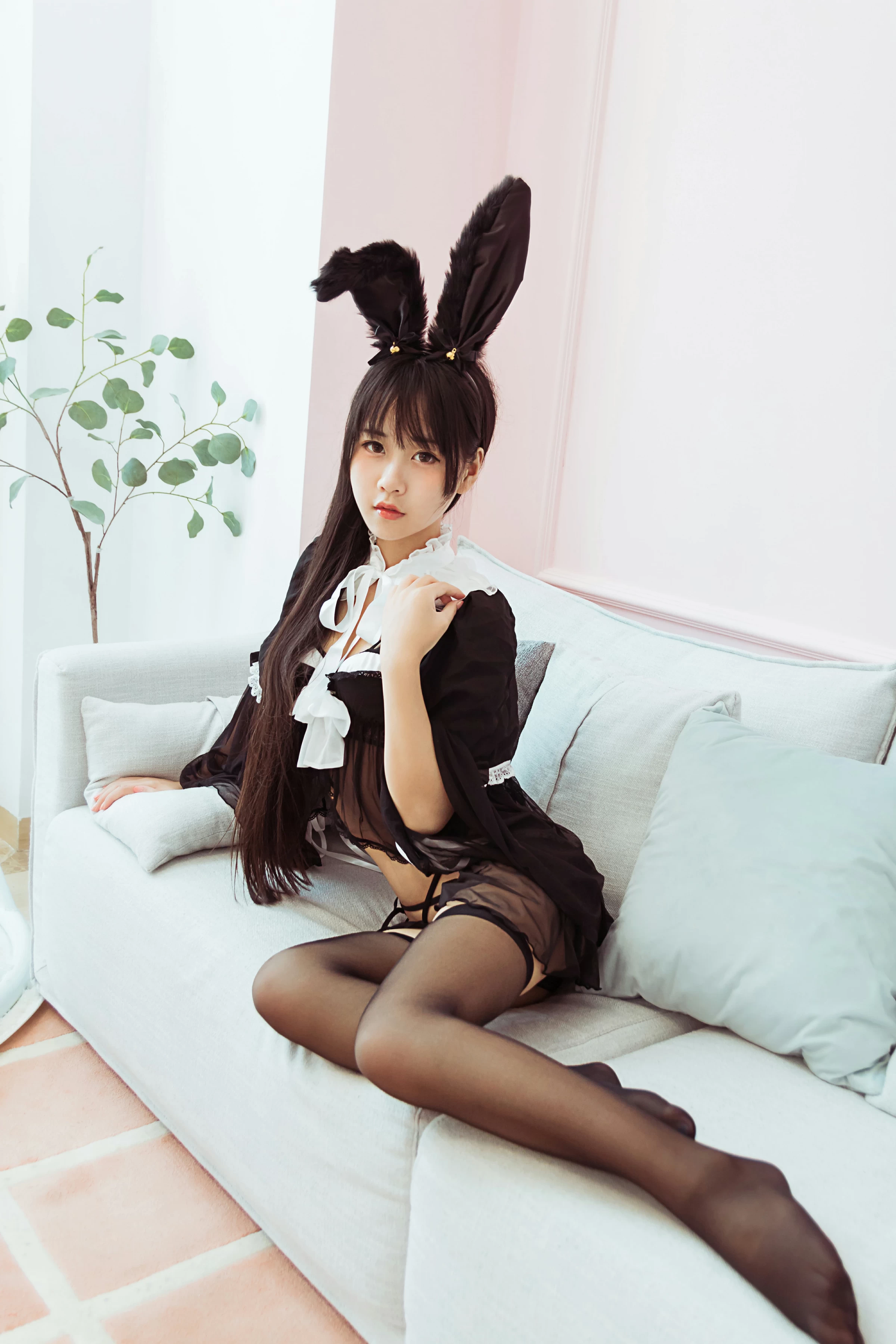 [YALAYI雅拉伊]NO.616 《今晚穿了女仆装》 甜酱吖 黑色情趣制服内衣加黑丝美腿性感私房写真集第9张