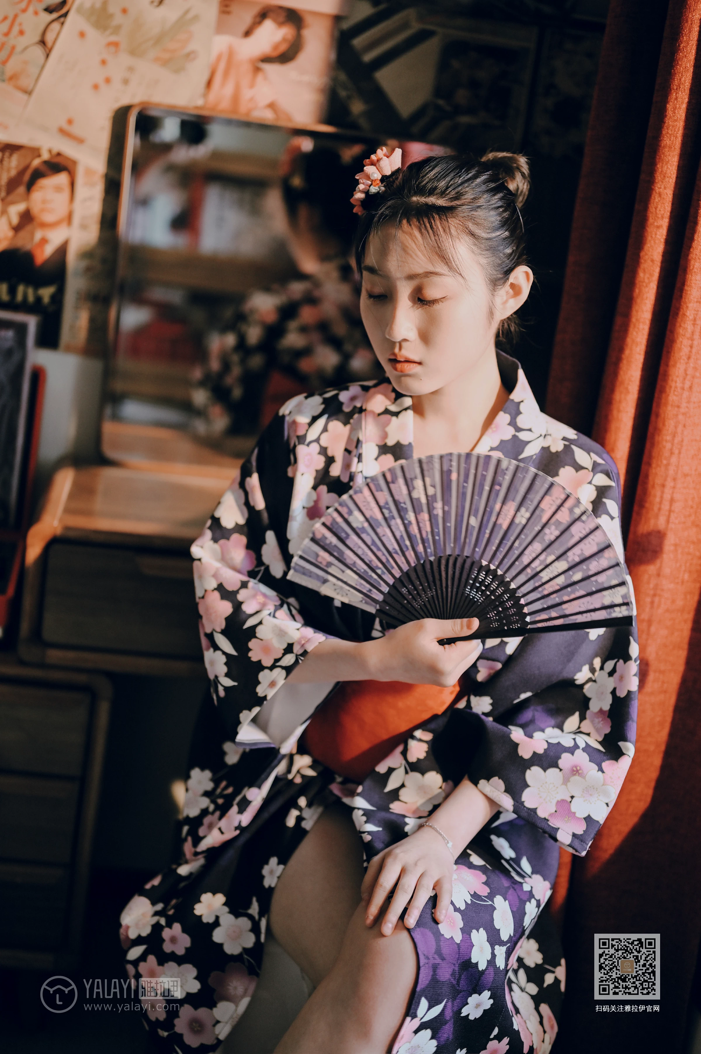 [YALAYI雅拉伊]NO.635 《和服少女》 沈伊 黑色和服加白色蕾丝内衣性感私房写真集第4张