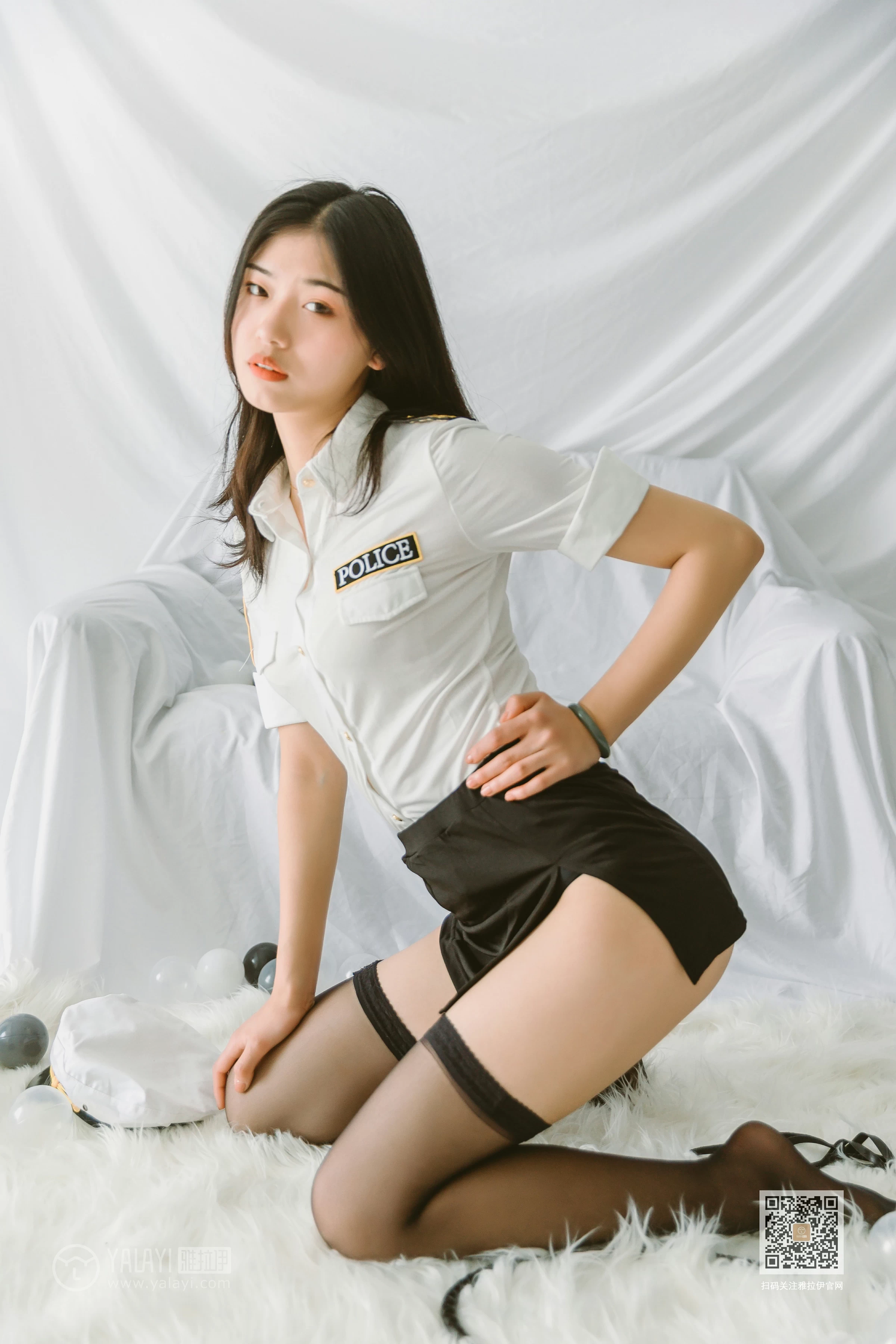 [YALAYI雅拉伊]NO.648 《青涩女子兵团》 和风 情趣制服与黑色短裙加黑丝美腿性感私房写真集第10张