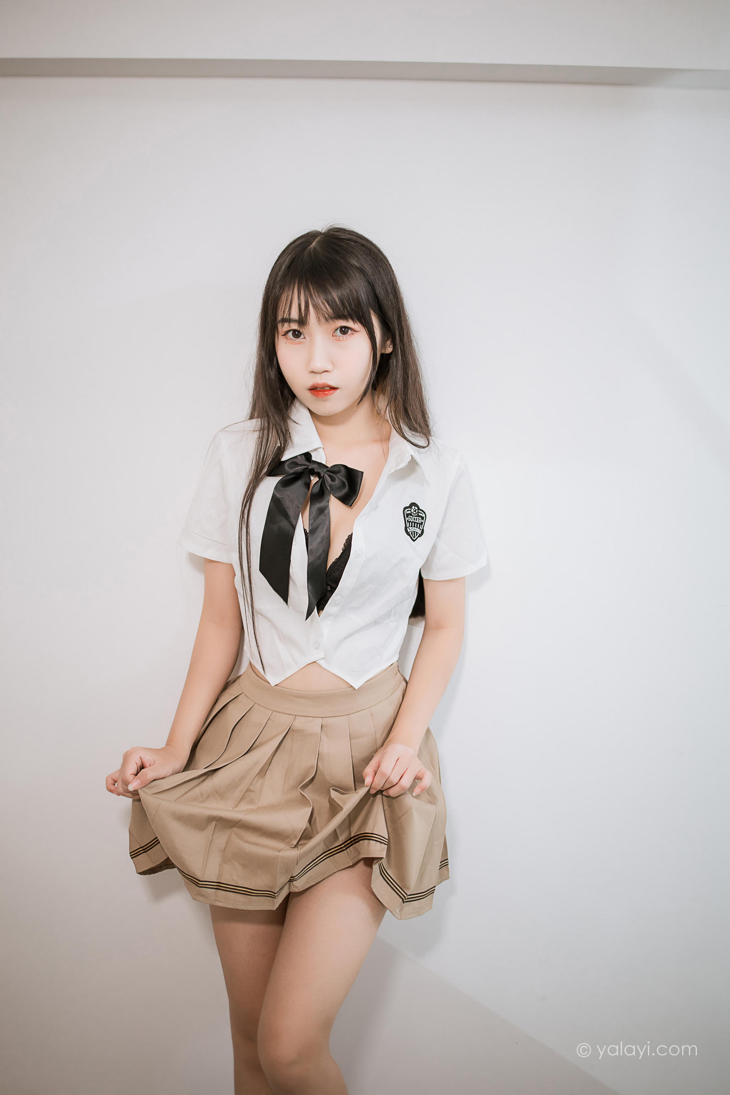 [YALAYI雅拉伊]2022.02.28 美丽多姿 弈思 日本高中女生制服性感私房写真集第13张