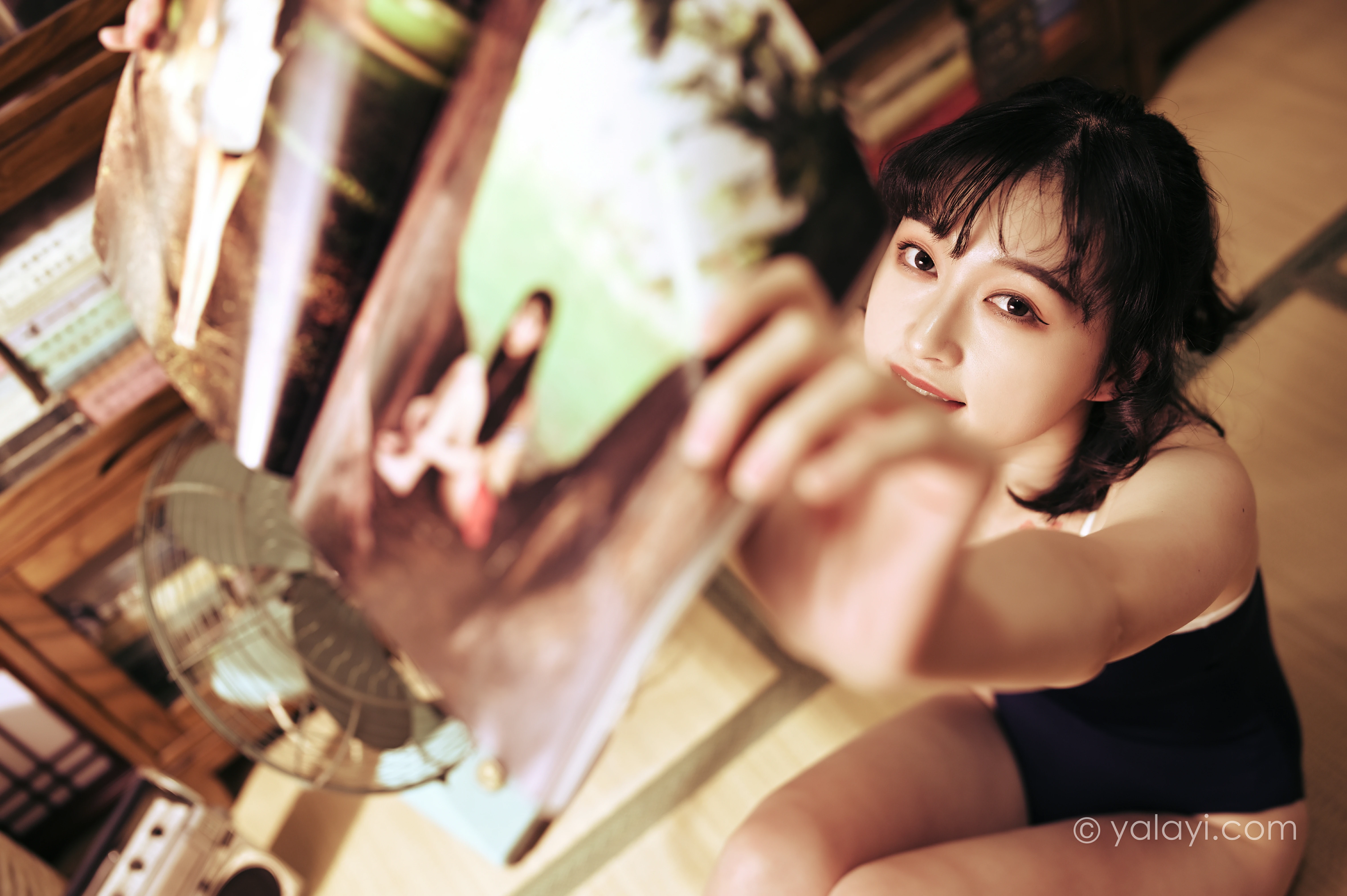 [YALAYI雅拉伊]NO.783 偷得半日闲 京京 蓝色紧身连体体操服性感写真集第15张