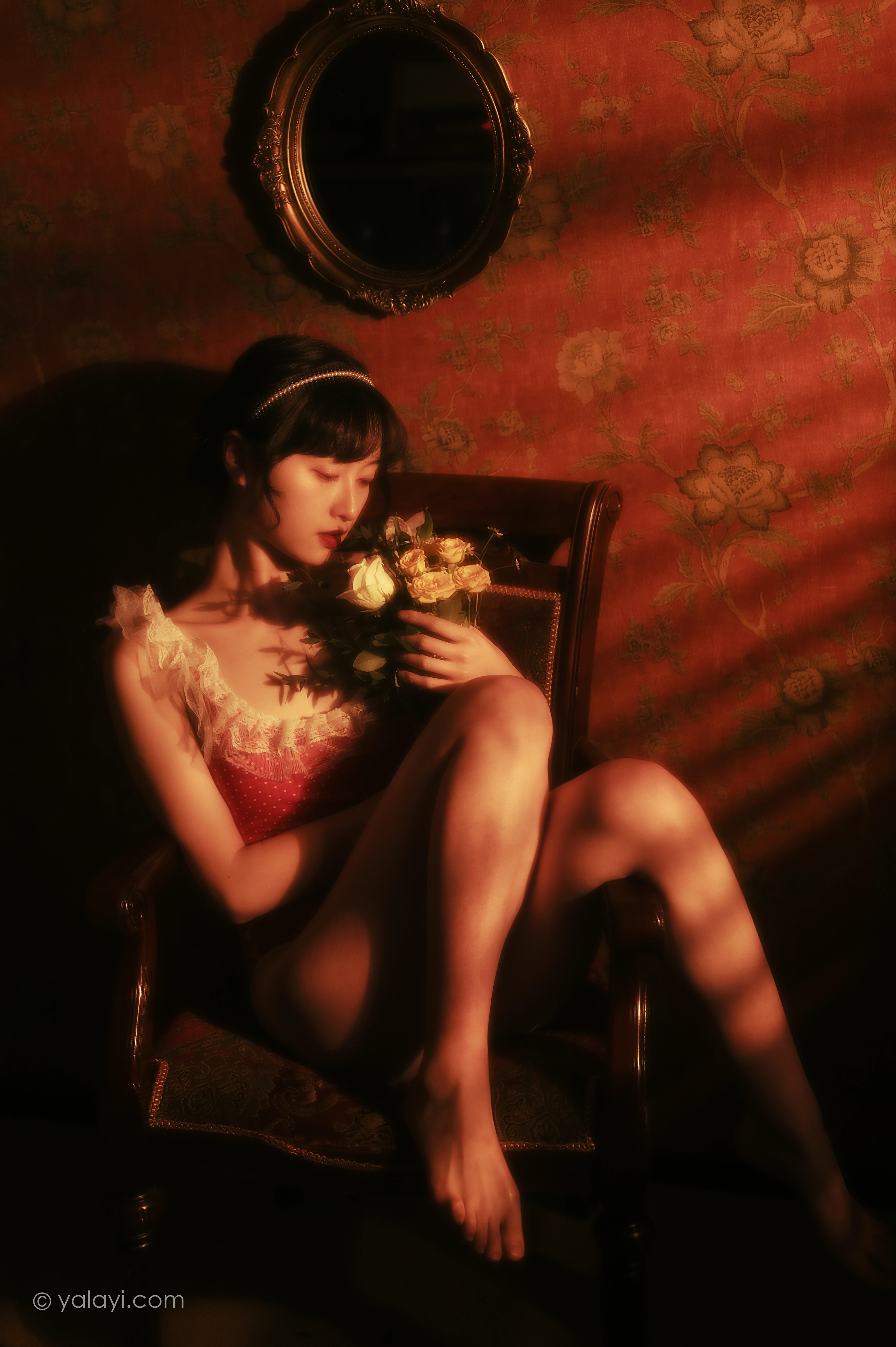 [YALAYI雅拉伊]NO.787 红颜旧梦 京京 红色紧身连体内衣性感私房写真集第12张