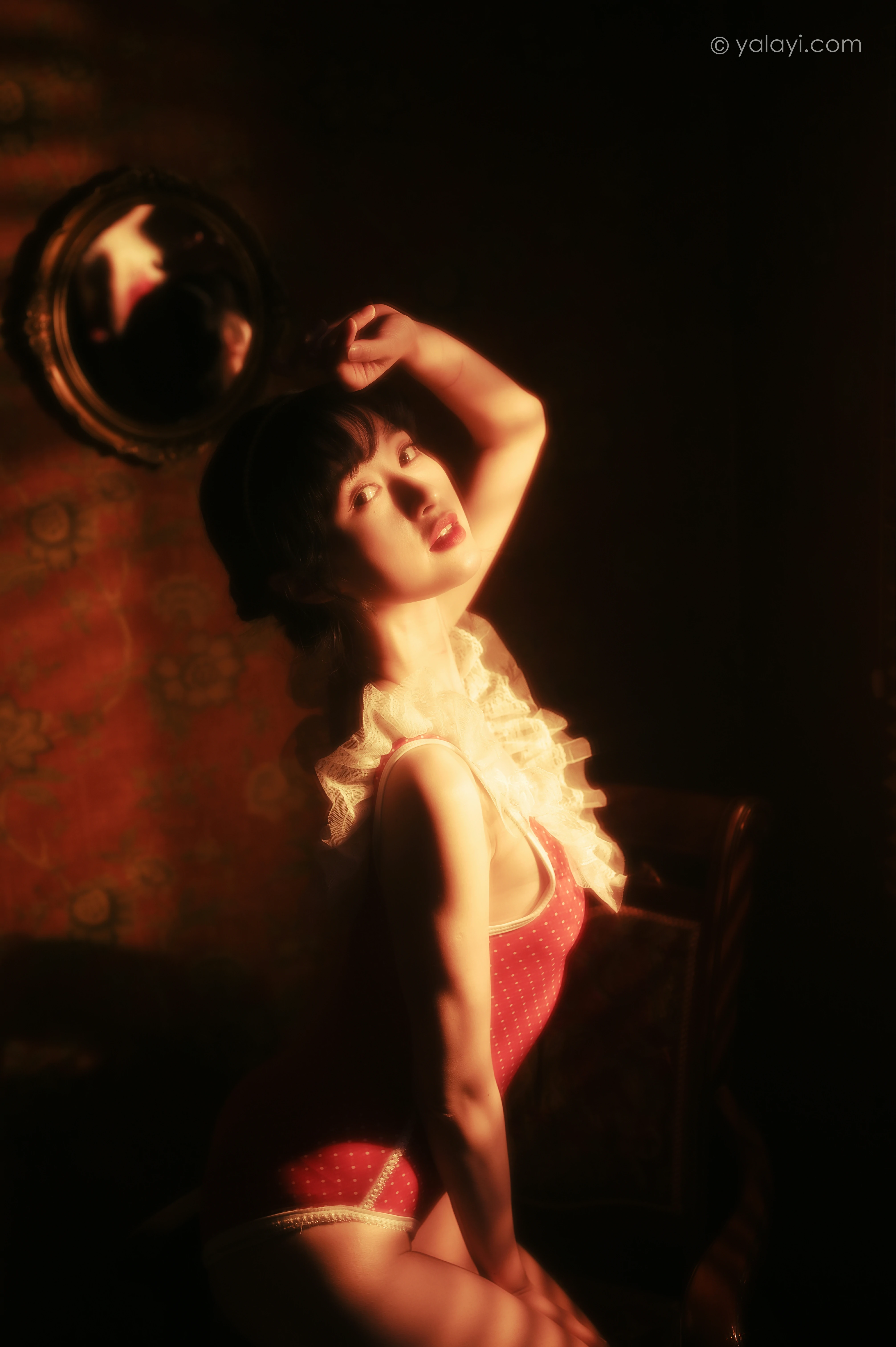 [YALAYI雅拉伊]NO.787 红颜旧梦 京京 红色紧身连体内衣性感私房写真集第15张