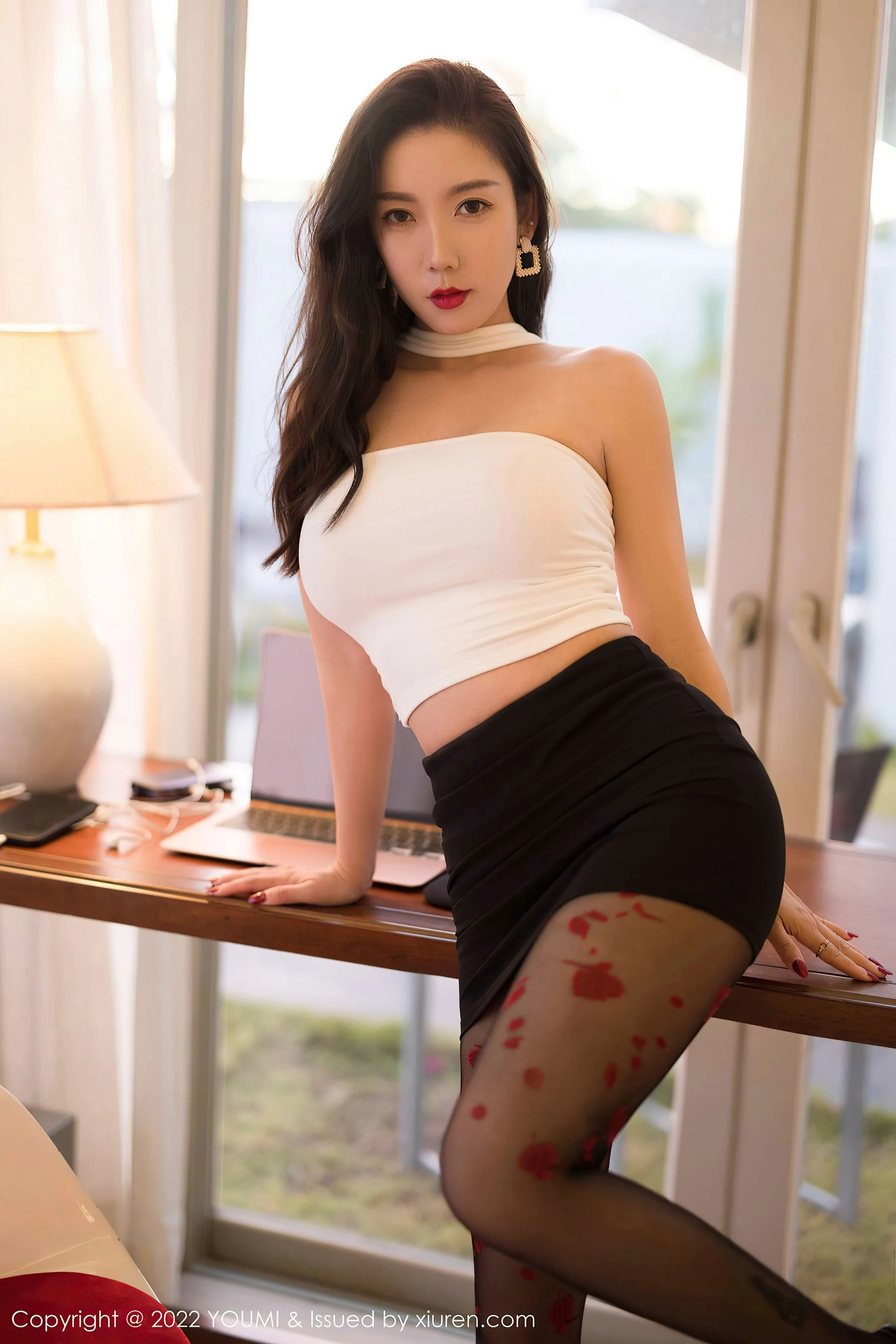 尤蜜荟 VOL.756 艾静香 三亚旅拍第2张