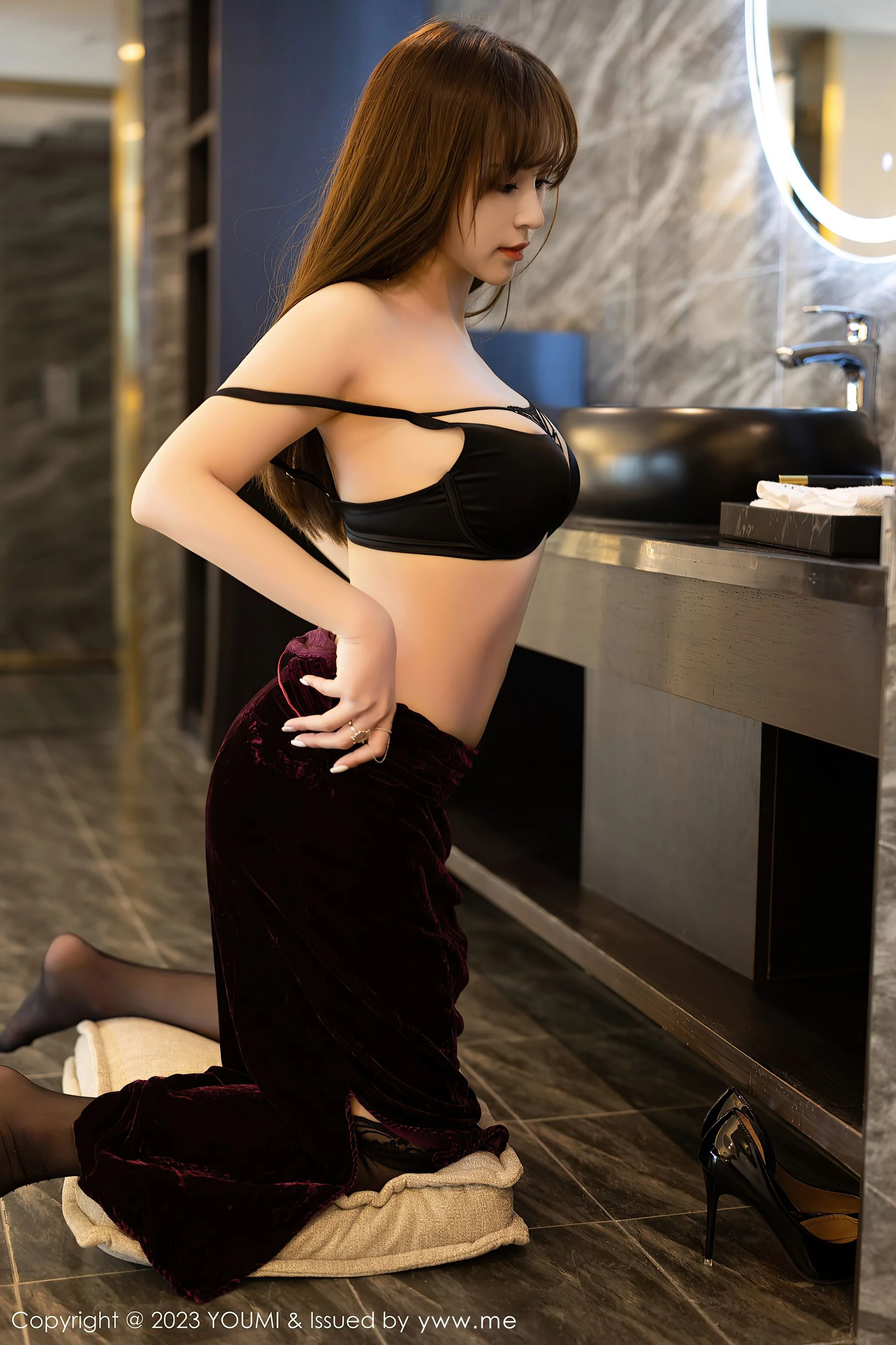 尤蜜荟 VOL.899 icy猪 黑丝美腿第4张