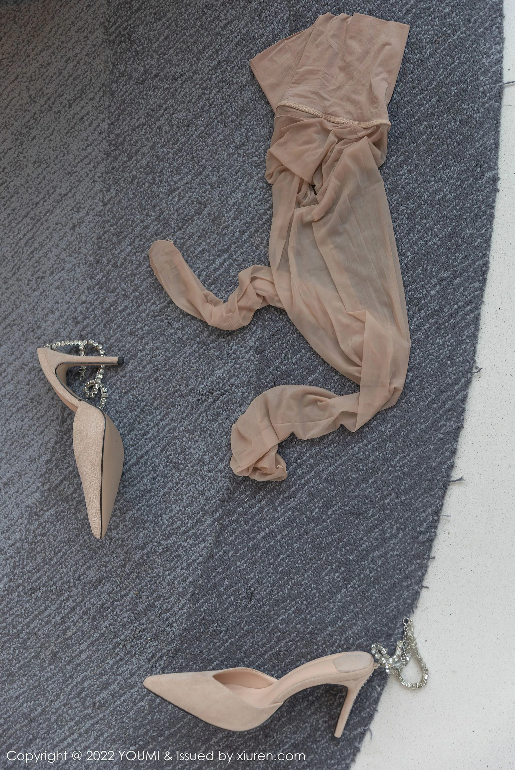  尤蜜荟 VOL.813 周妍希第24张