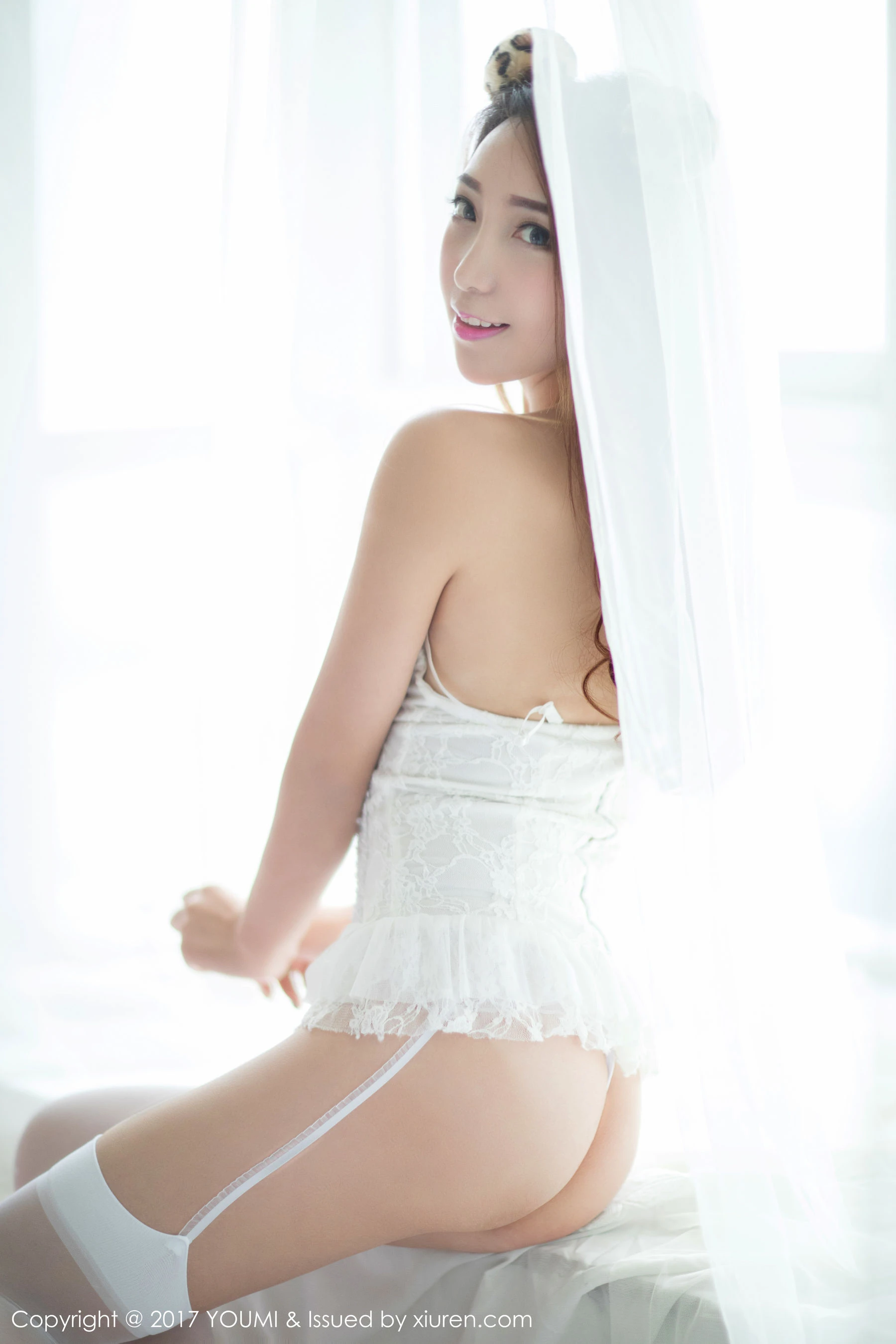  黄歆苑《美乳诱惑》 尤蜜荟YouMi Vol.011第14张