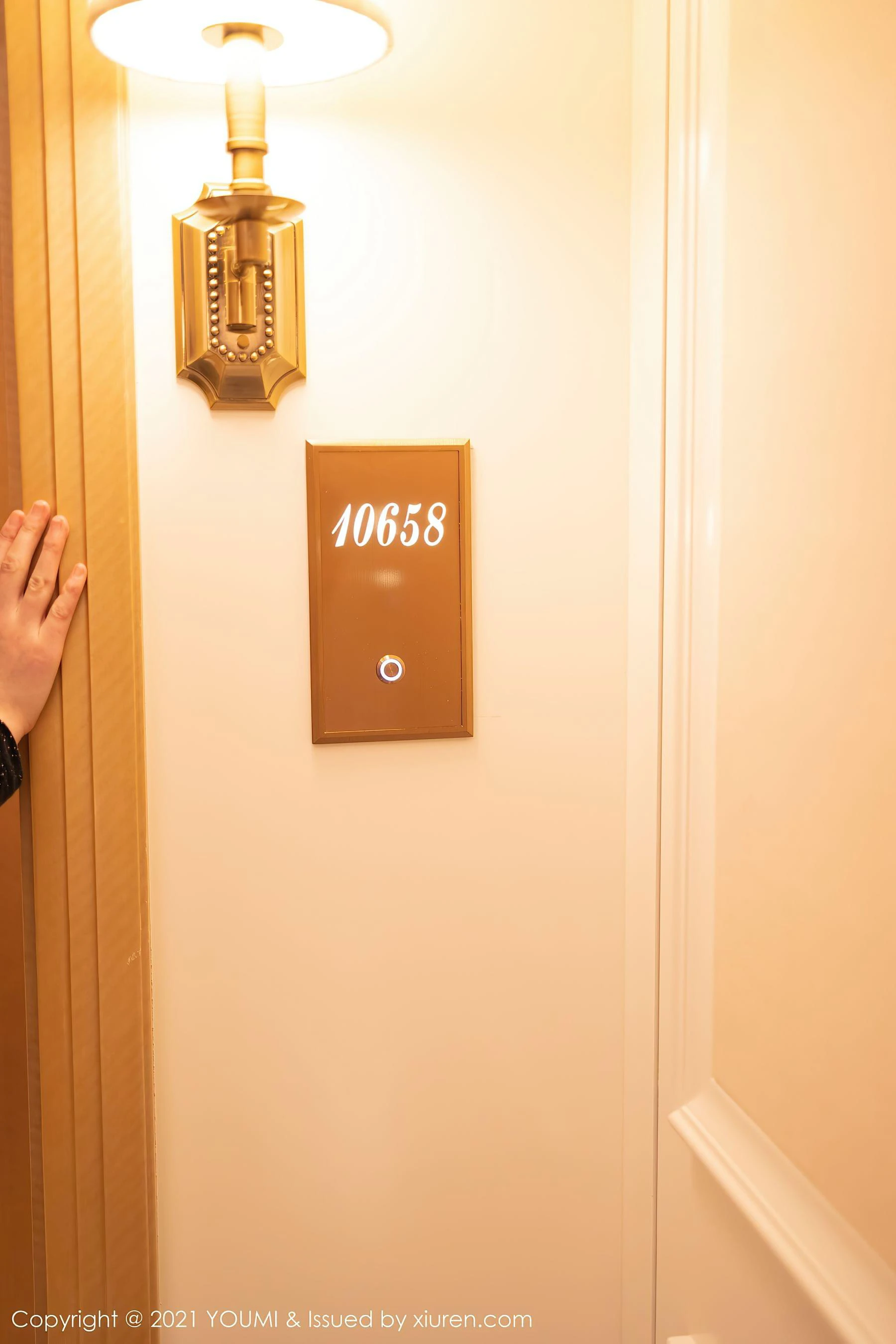 尤蜜荟YouMi Vol.619 朱可儿Flower第11张